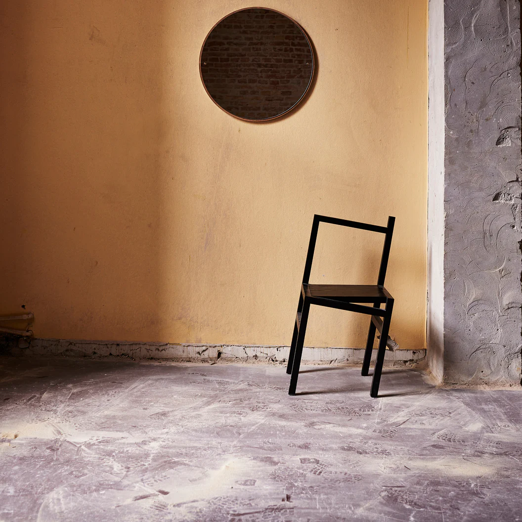 9.5° Chair - Image 8