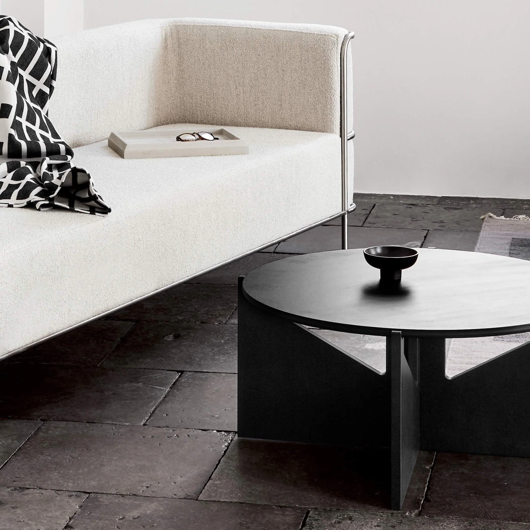 Alumina Tealight Candleholder - Image 6