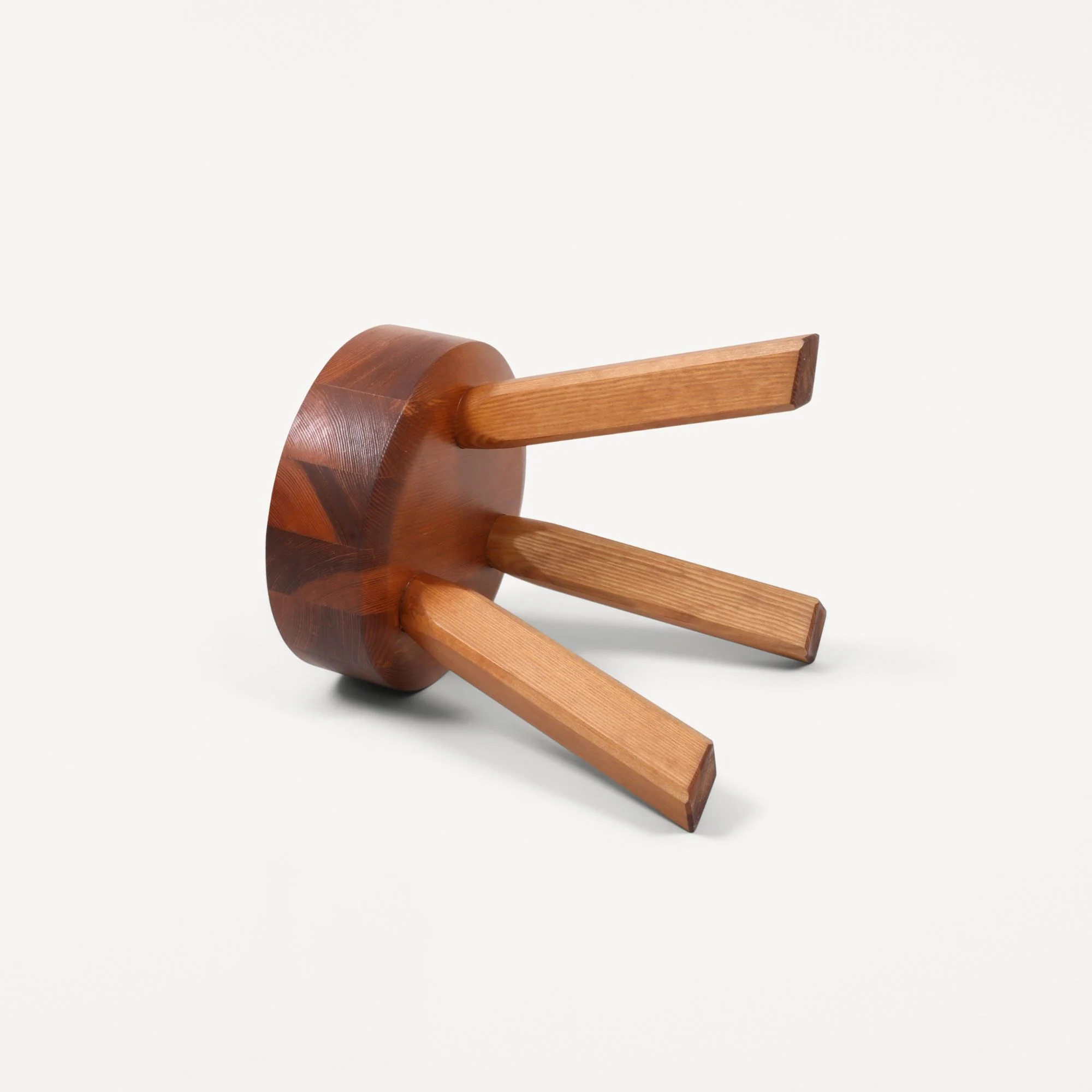 AML Stool - Image 11