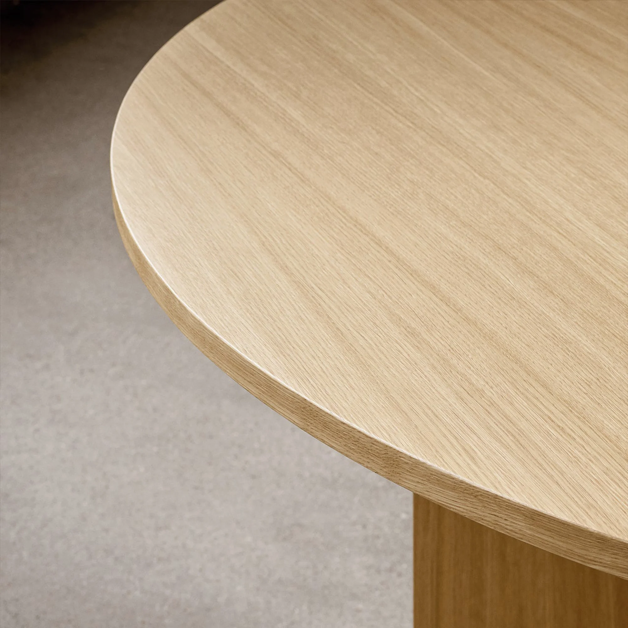 Androgyne Dining Table - Image 2