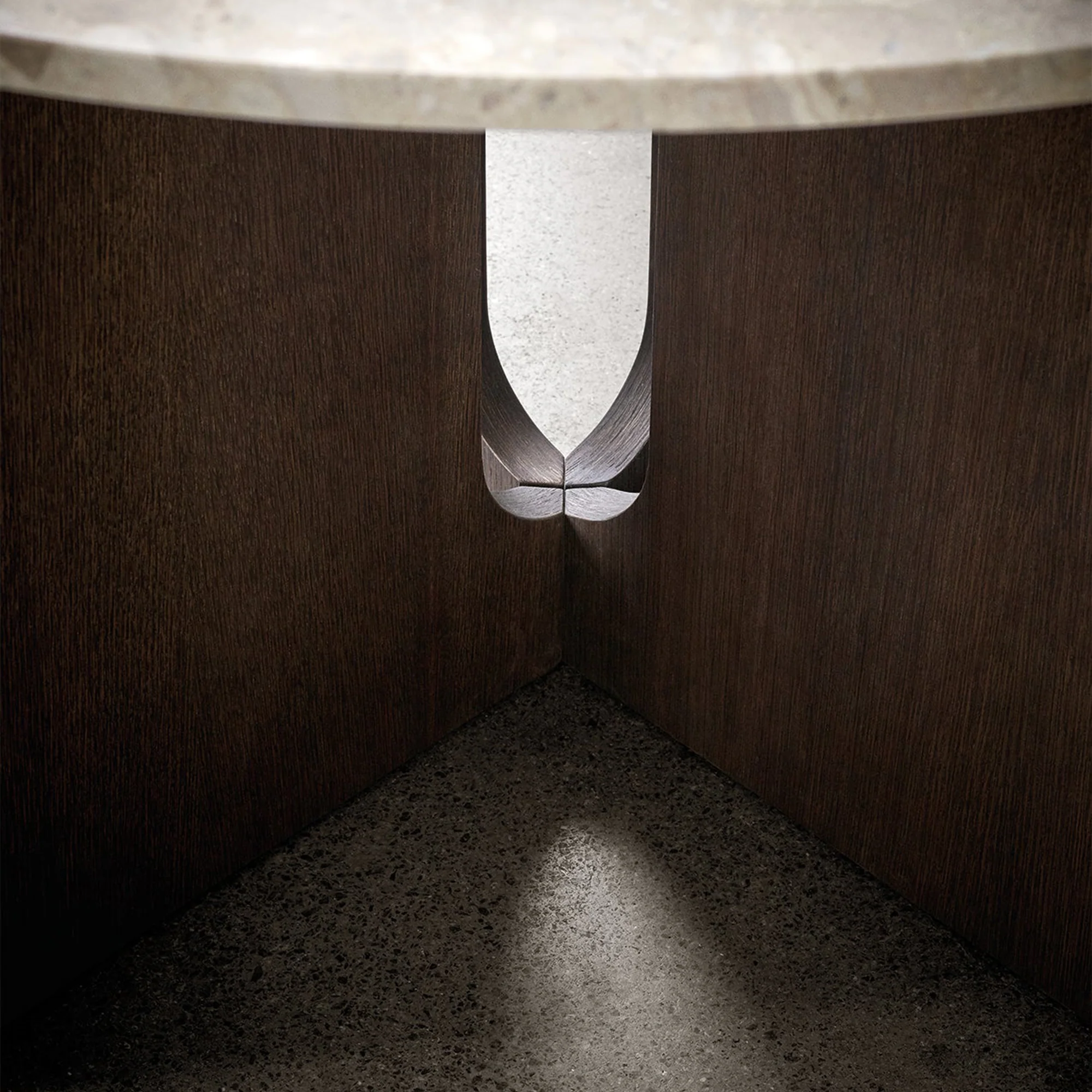 Androgyne Dining Table - Image 24