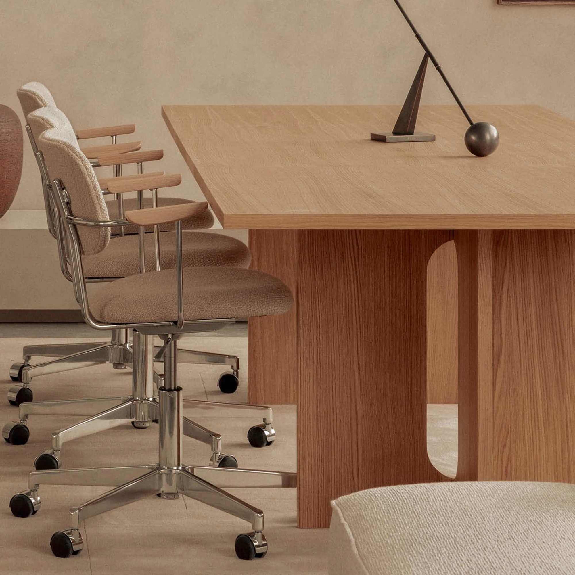Androgyne Dining Table - Rectangular - Image 7