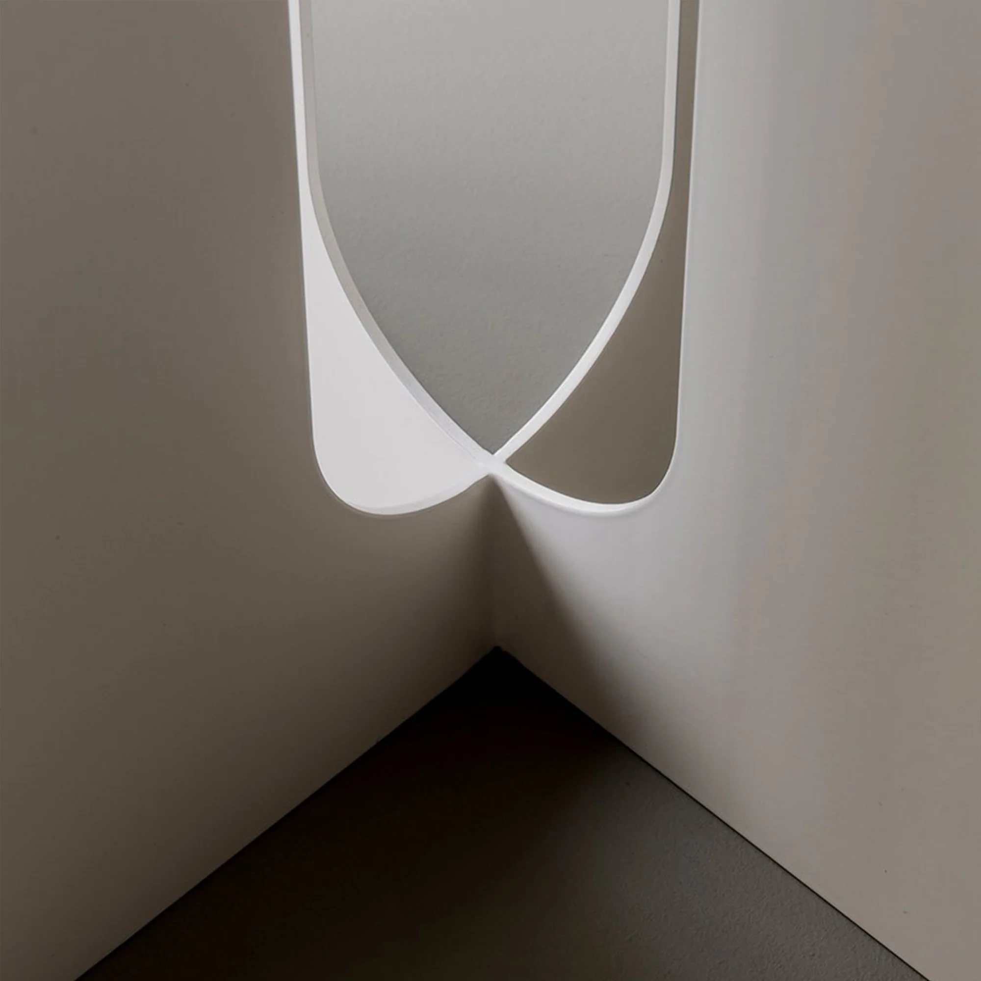 Androgyne Side Table - Base - Image 8