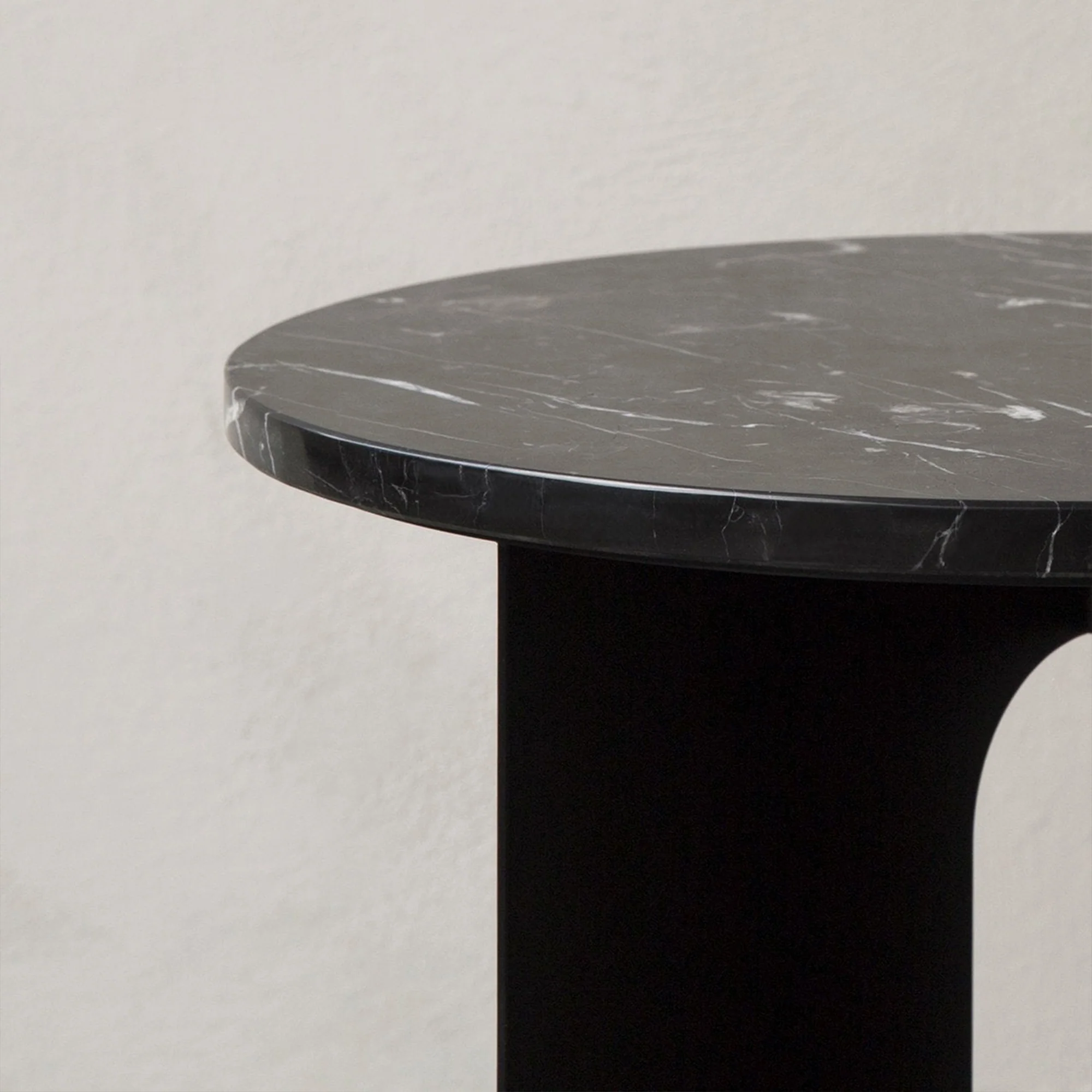 Androgyne Side Table - Table Top - Image 10