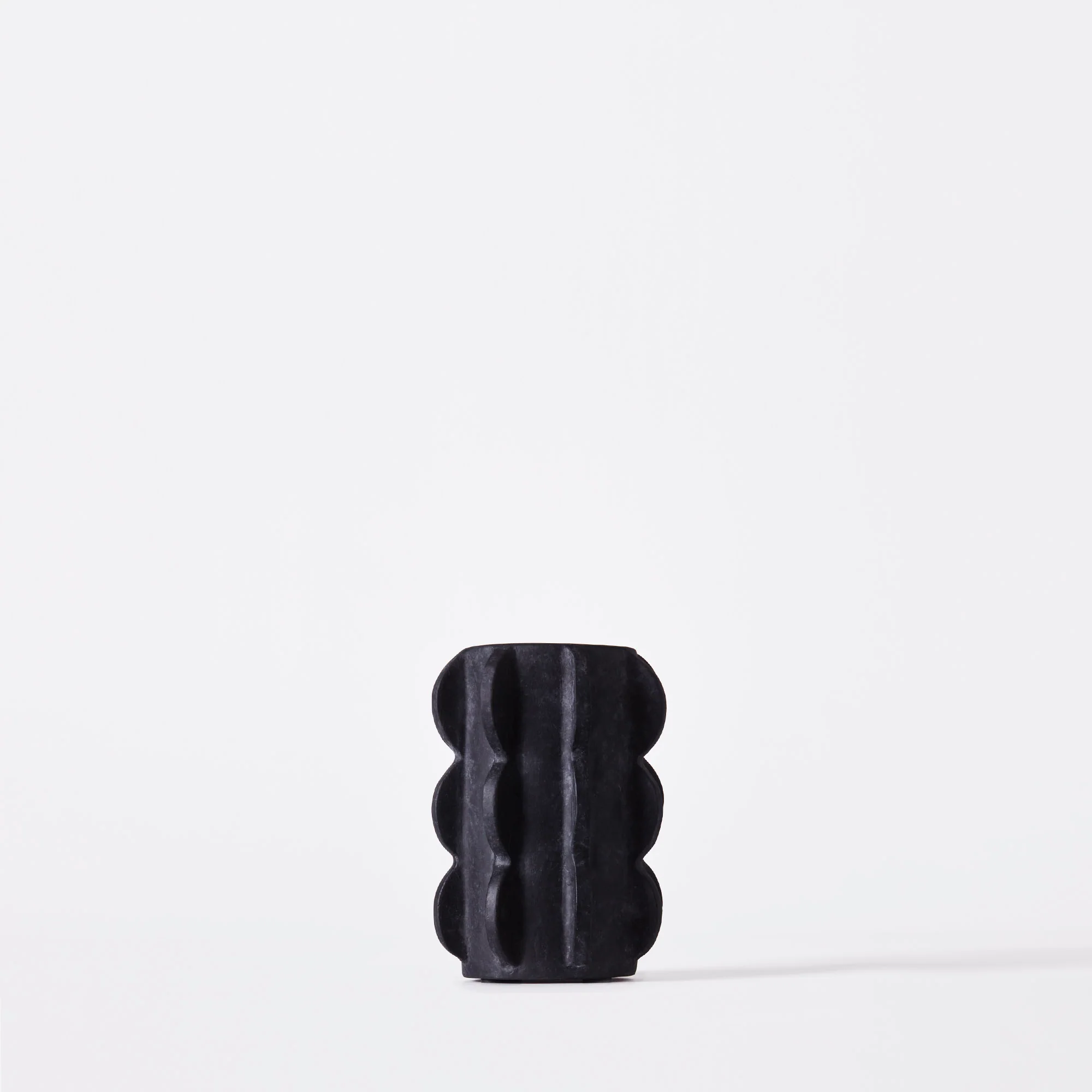 Arcissimo Vase Black - Image 3