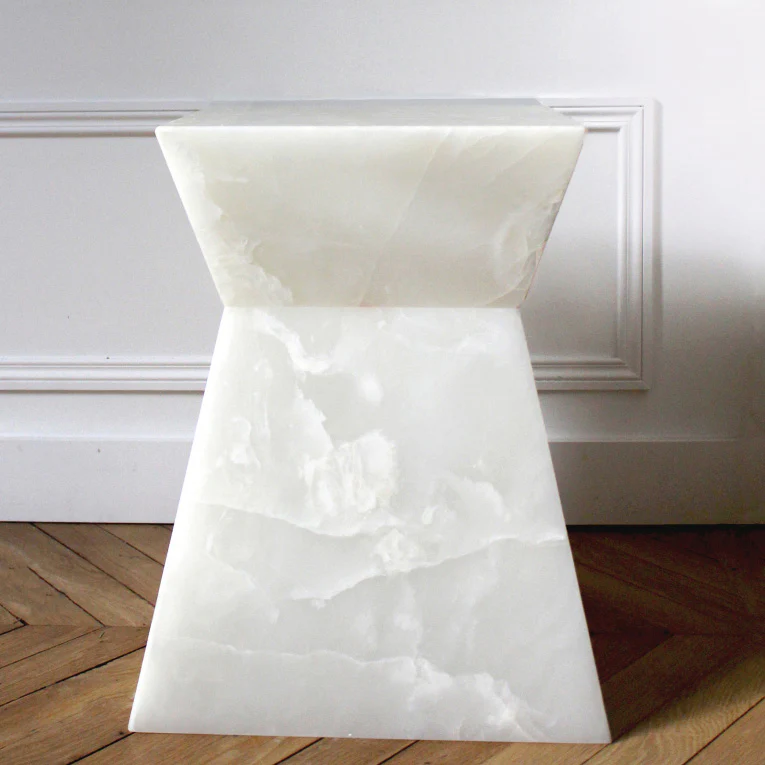Aria White Onyx Table - Image 5