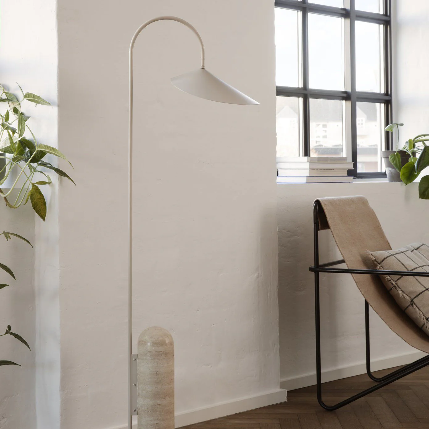 Arum Floor Lamp - Image 6