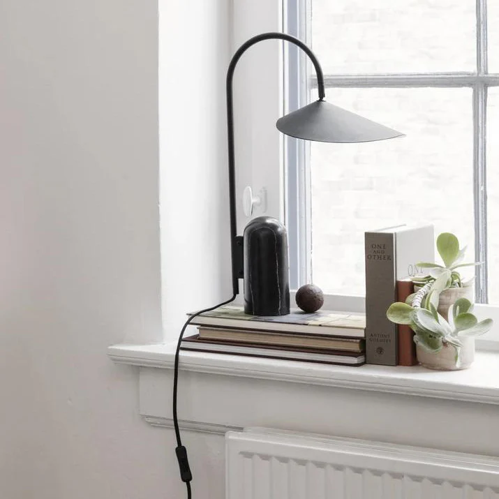 Arum Table Lamp - Black - Image 4