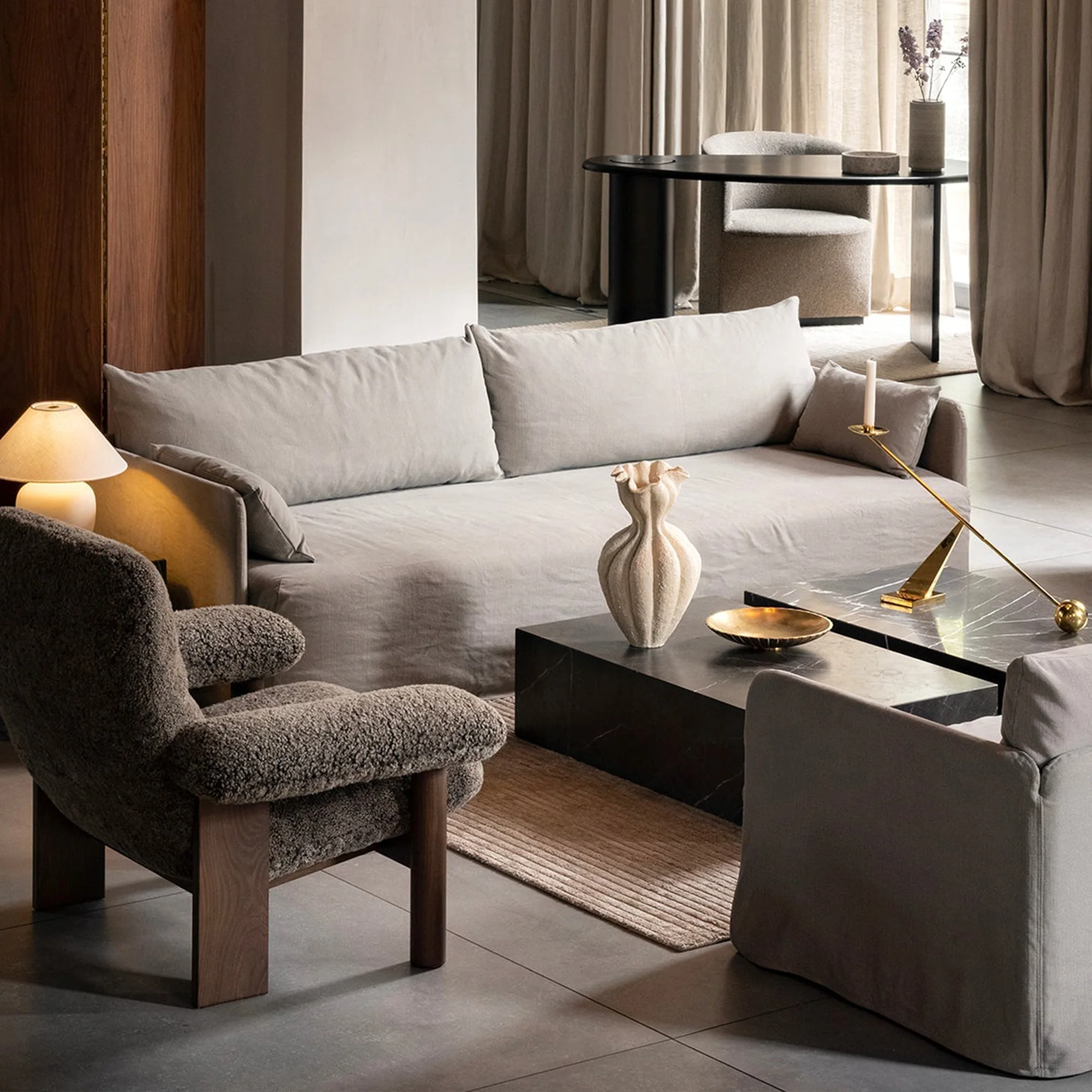 Brasilia Lounge Chair - Sheepskin - Image 11