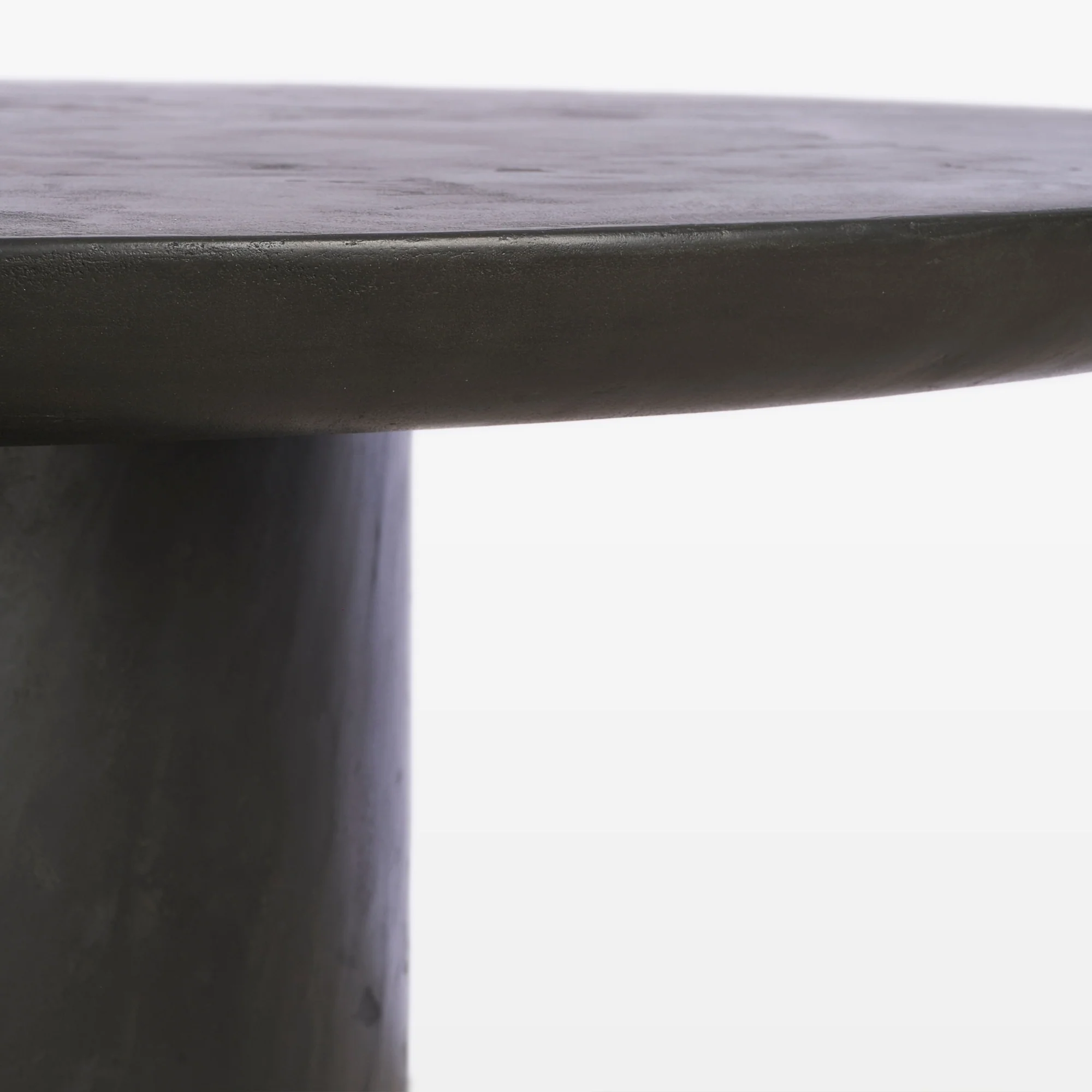 Callie 120 Round Dining Table - Image 3