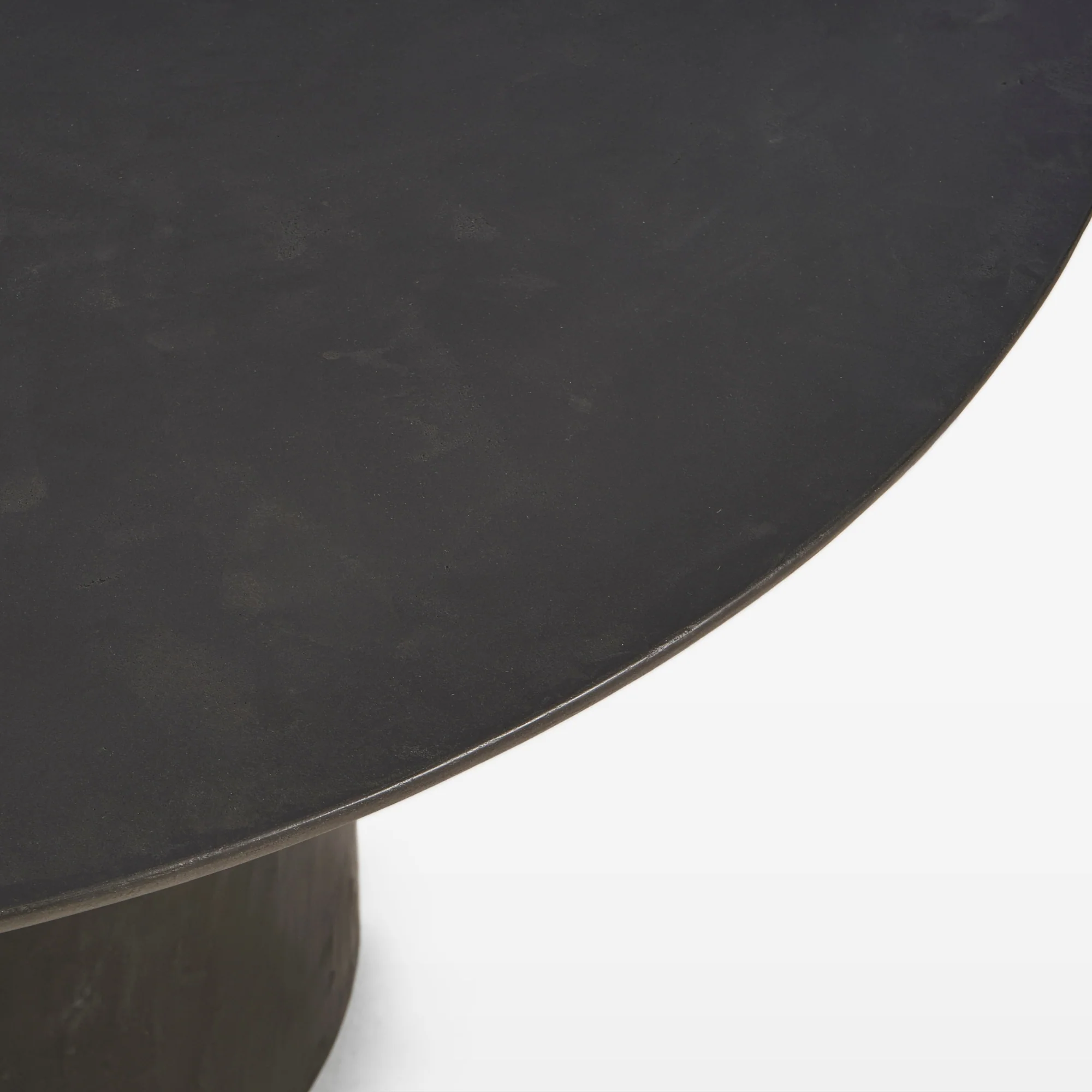 Callie 120 Round Dining Table - Image 5