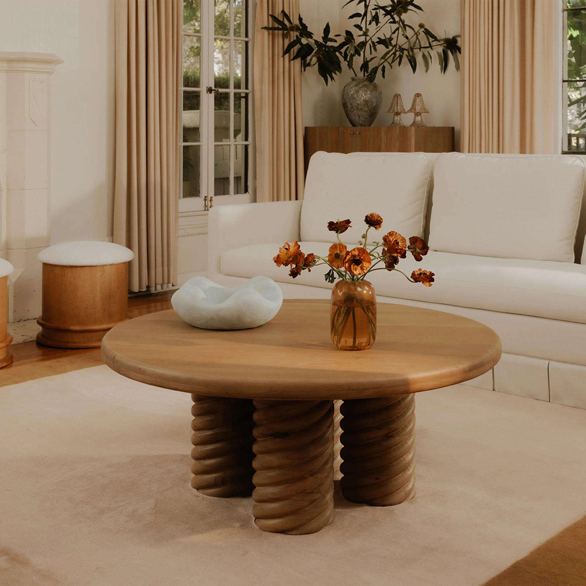 Charlotte Oak Round Coffee Table - Image 3