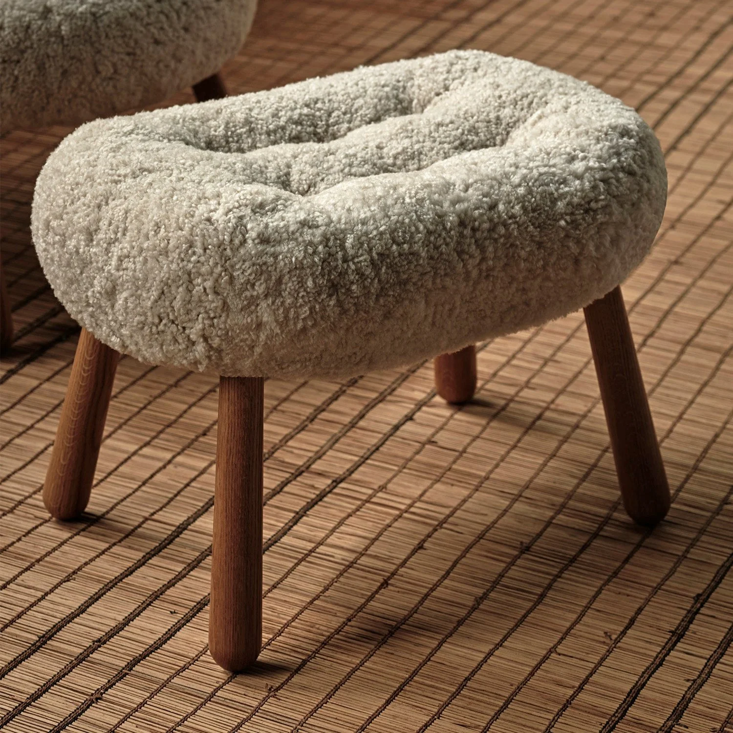 Clam Stool - Sheepskin - Image 4