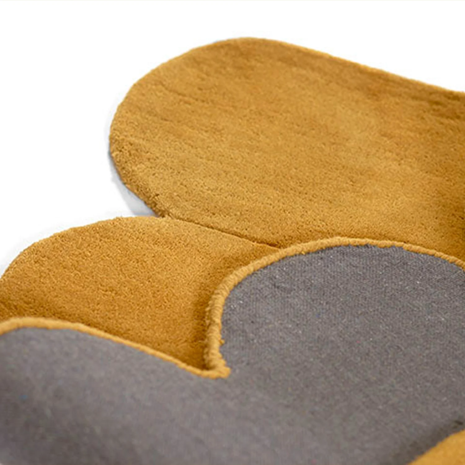 Claude-2 Tumeric Rug - Image 10