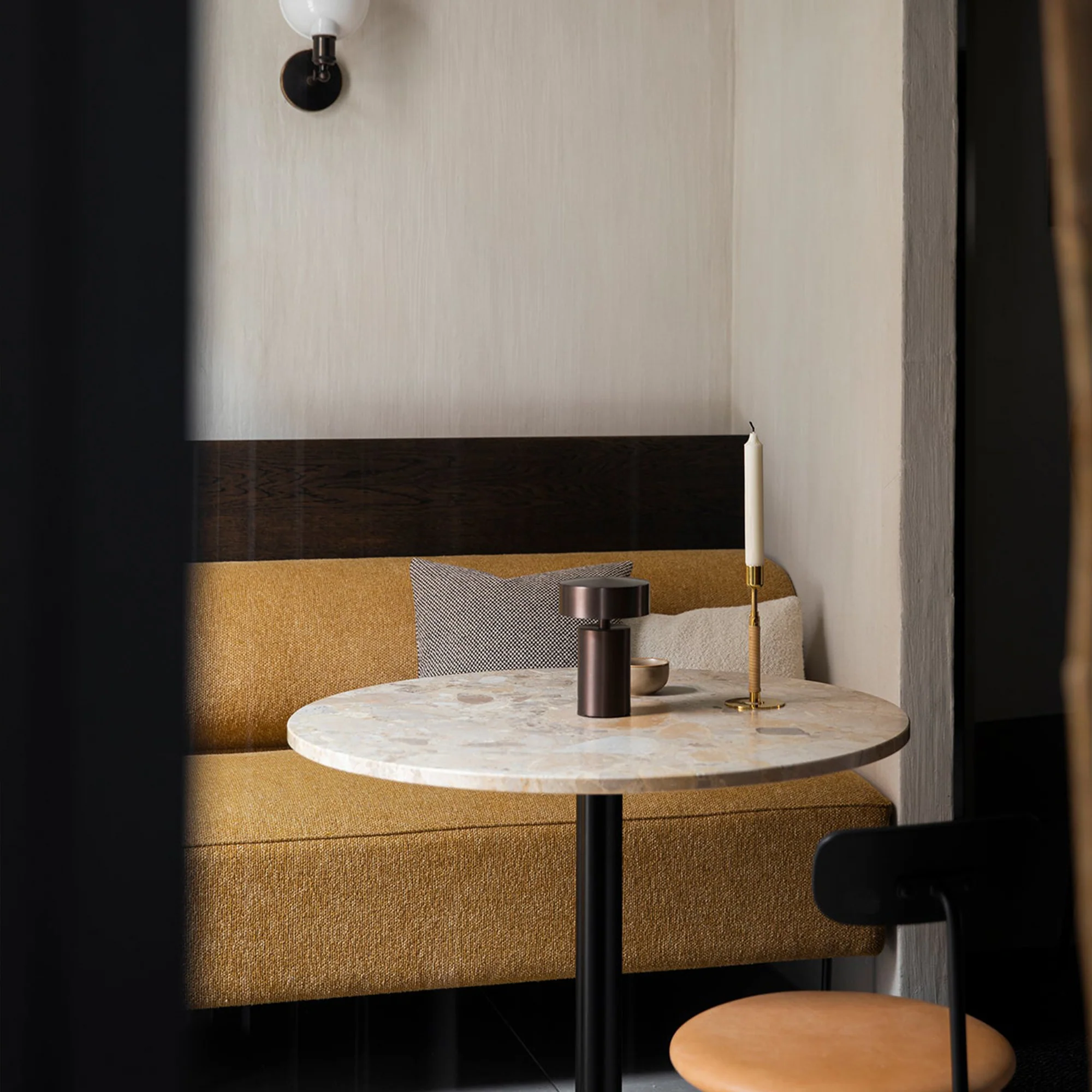 Column Table Lamp - Portable - Image 11