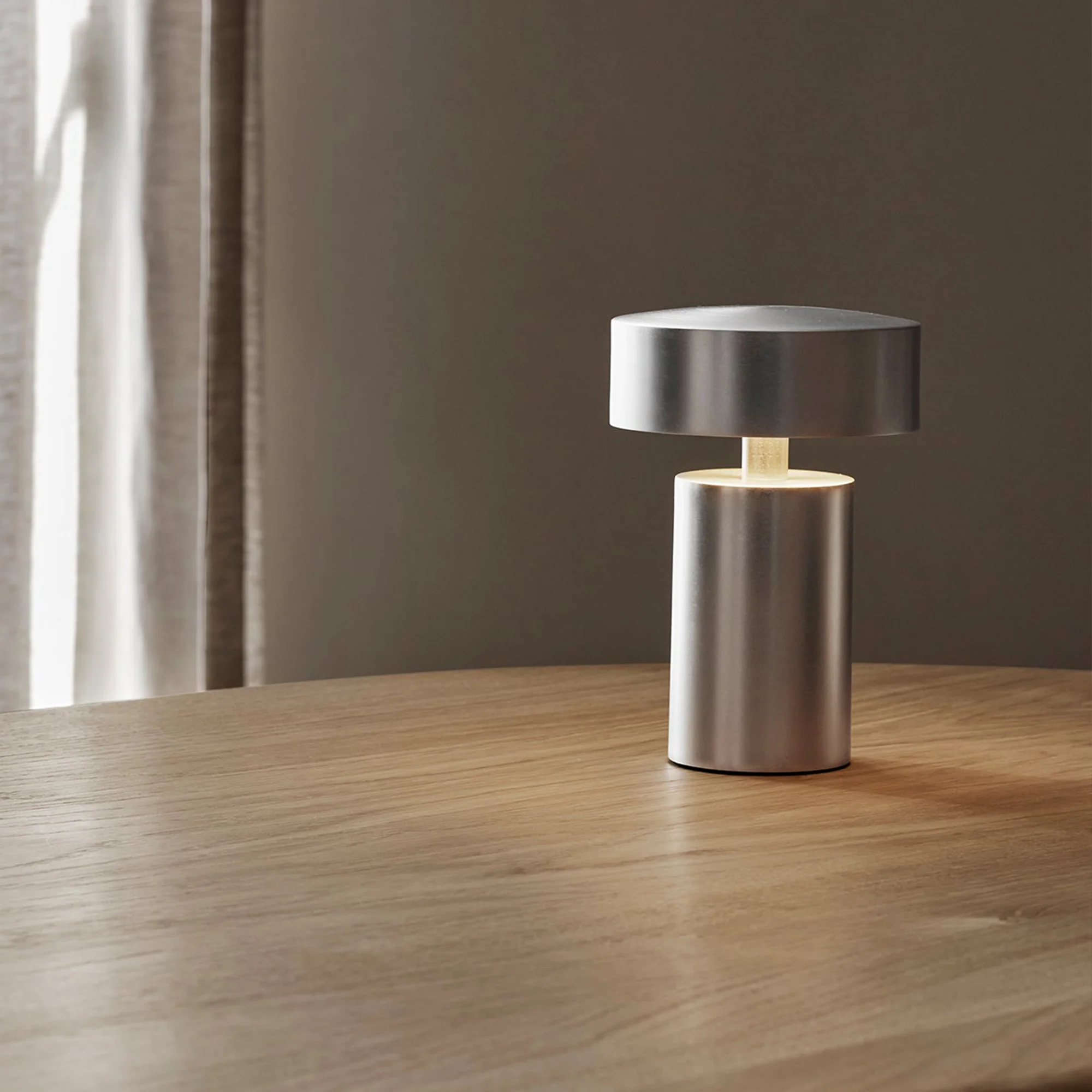 Column Table Lamp - Portable - Image 2