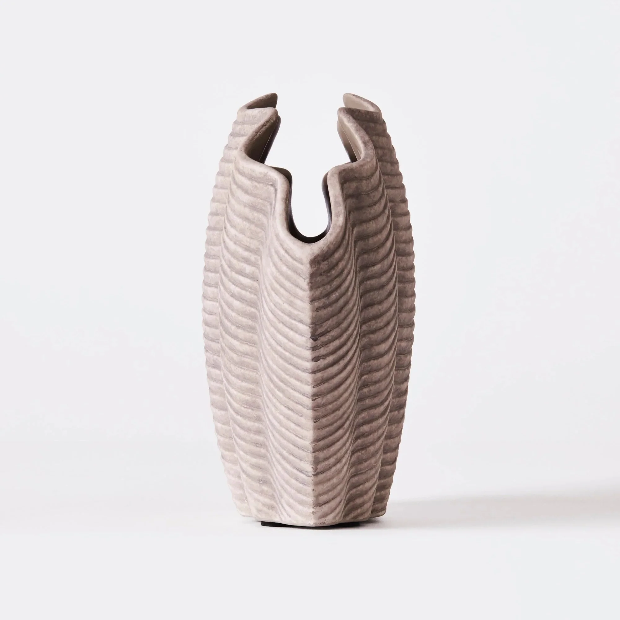 Concha Vase - Large - Image 10