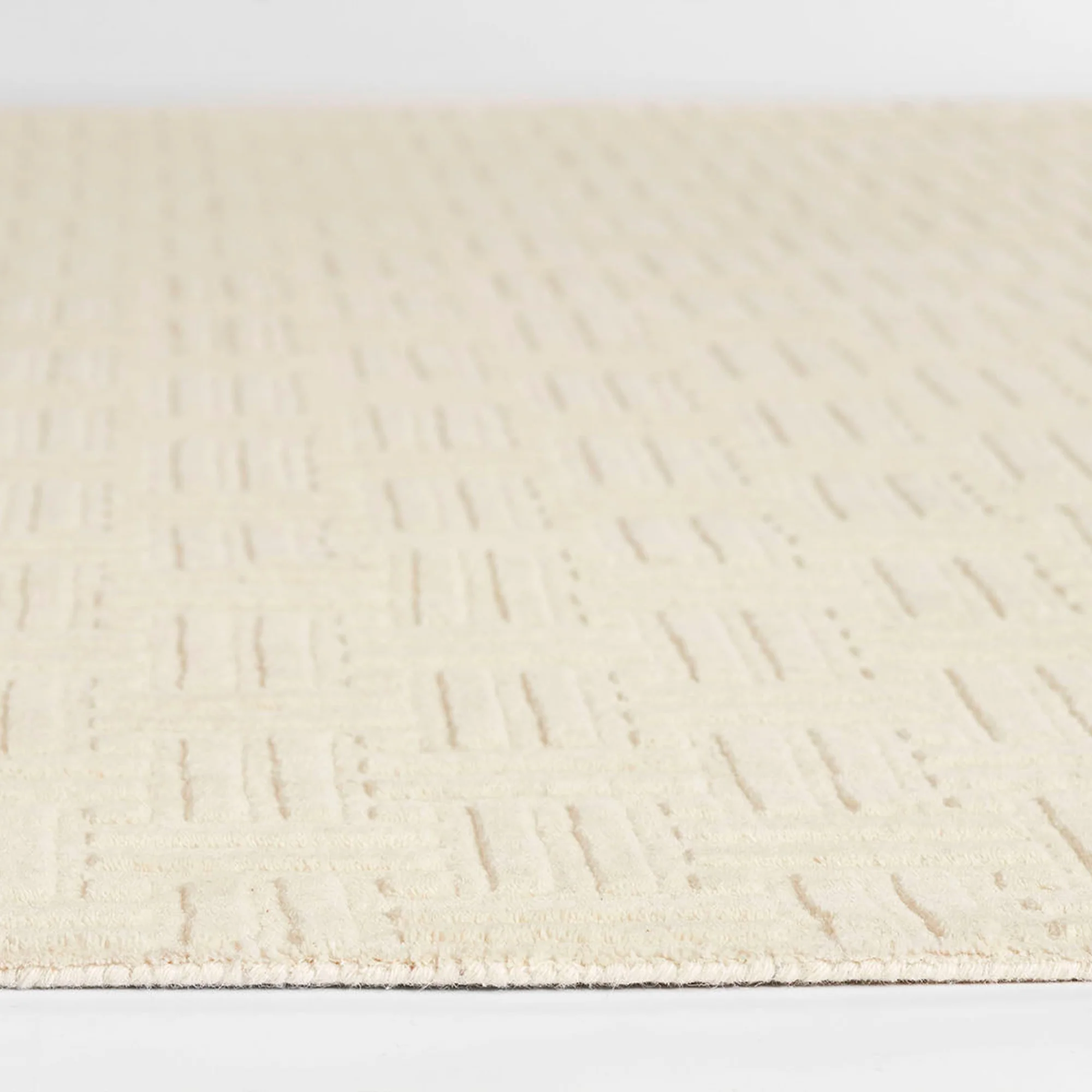 Contour-5 Ivory Rug - Image 2