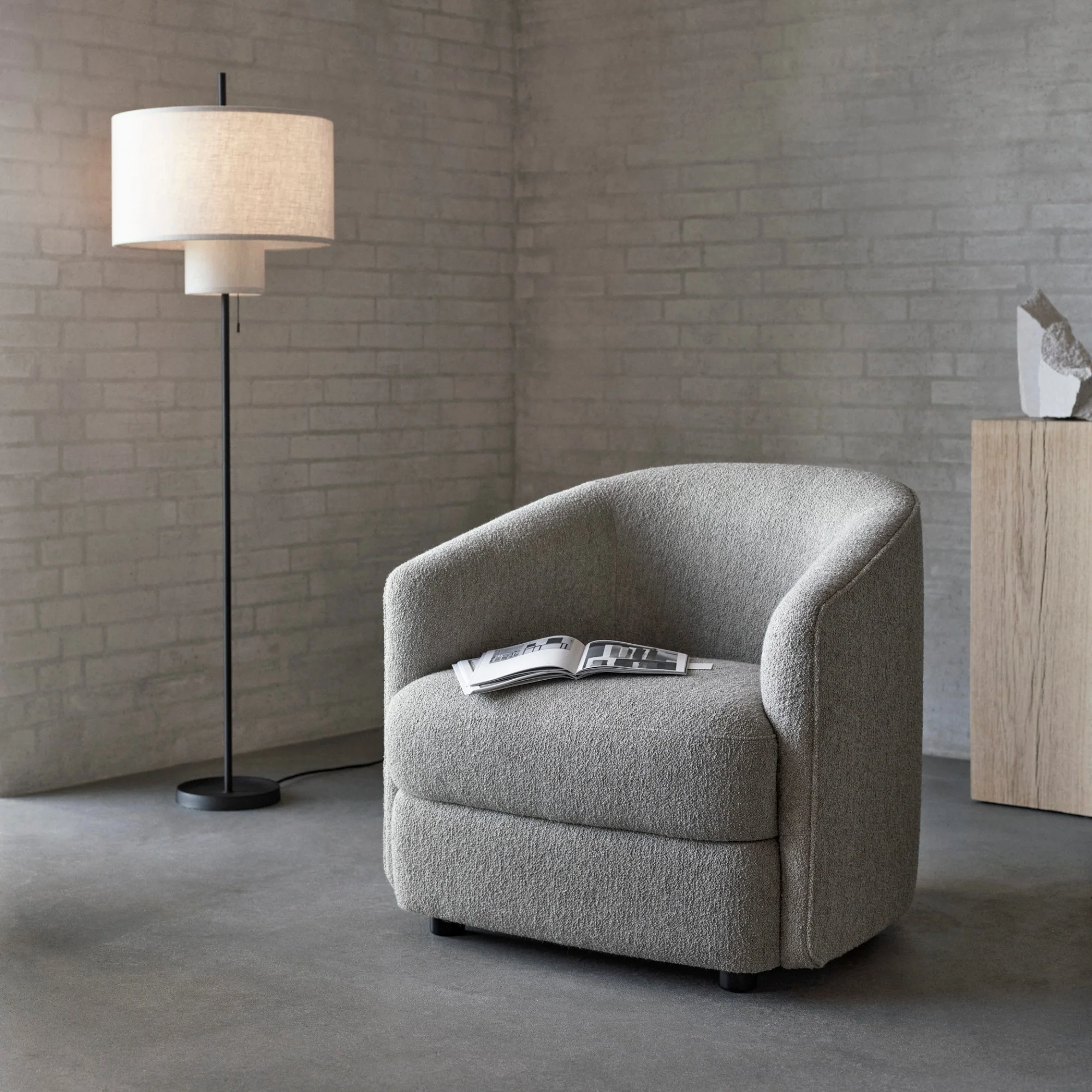 Covent Lounge Chair - Image 6