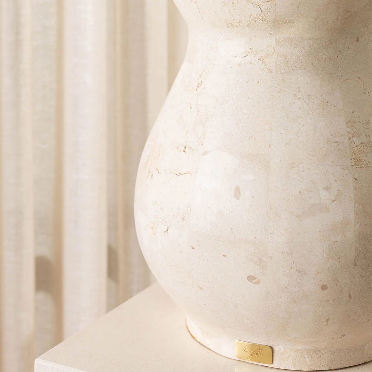 Dana Vase - Image 5