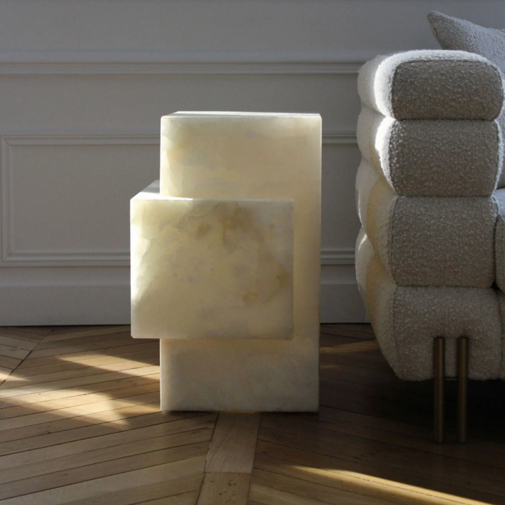Ella White Onyx Table - Image 4