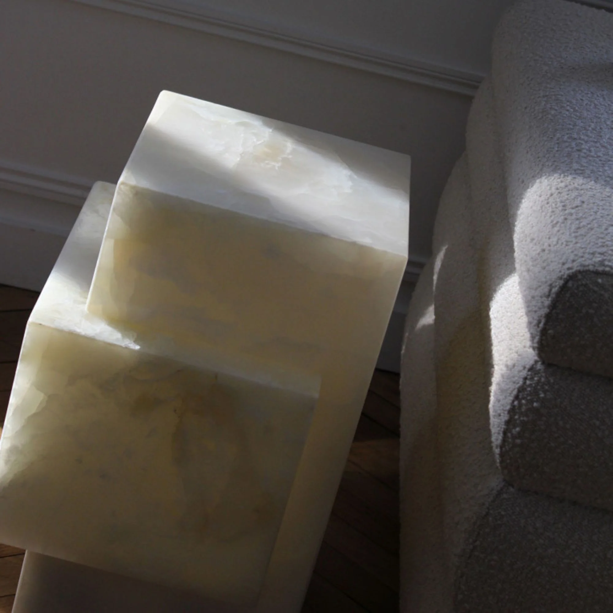 Ella White Onyx Table - Image 7