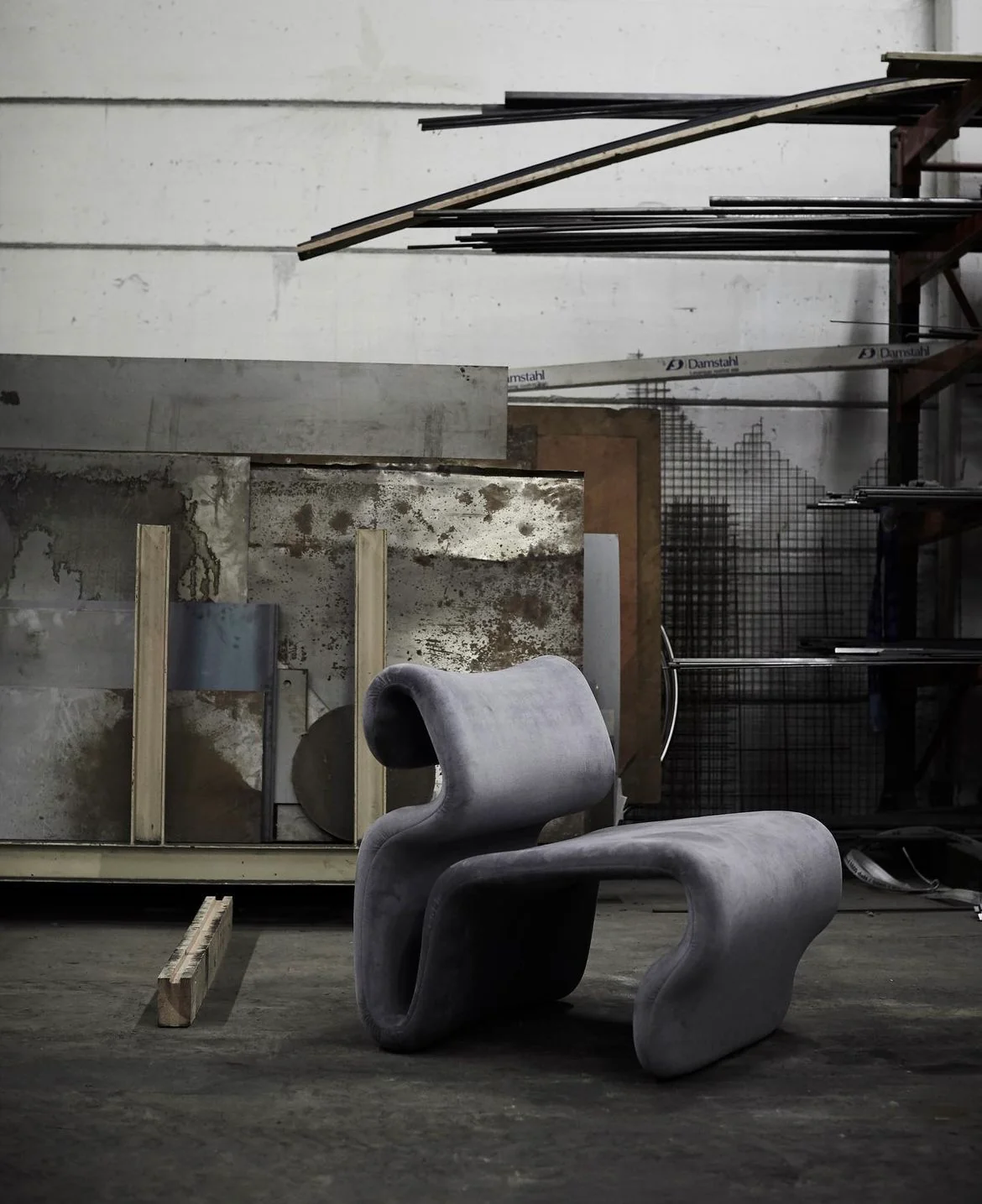Etcetera Easy Chair - Official - Image 20