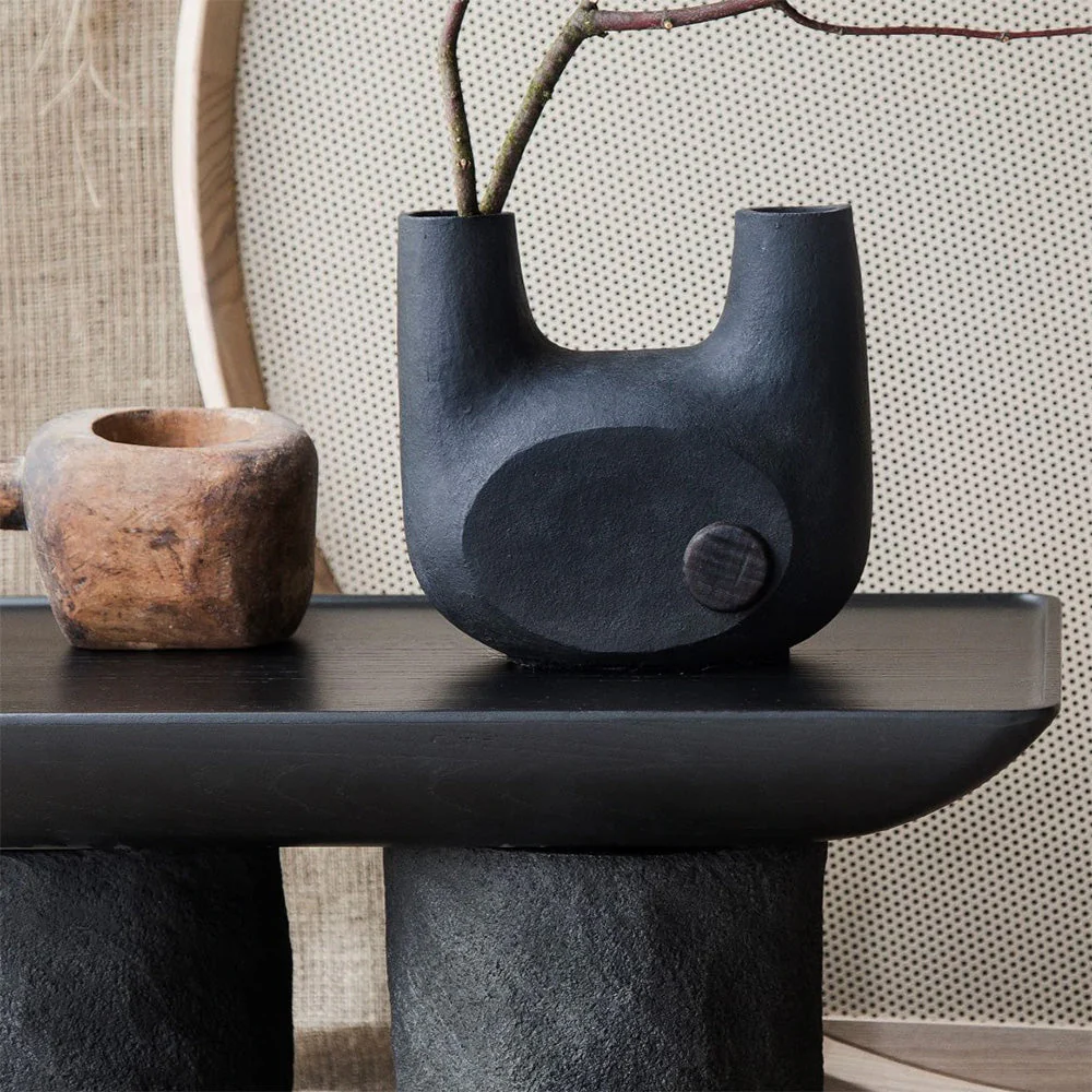 Bandura Sculpted Vase Set - Image 3