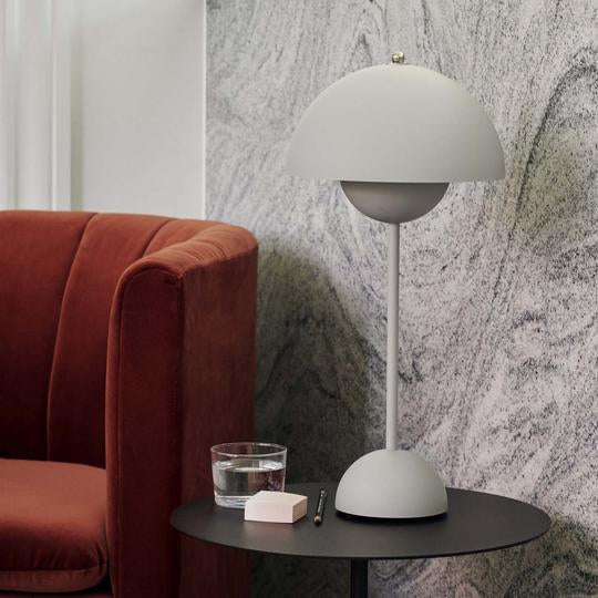 Flower Pot Table Lamp VP3 - Image 3