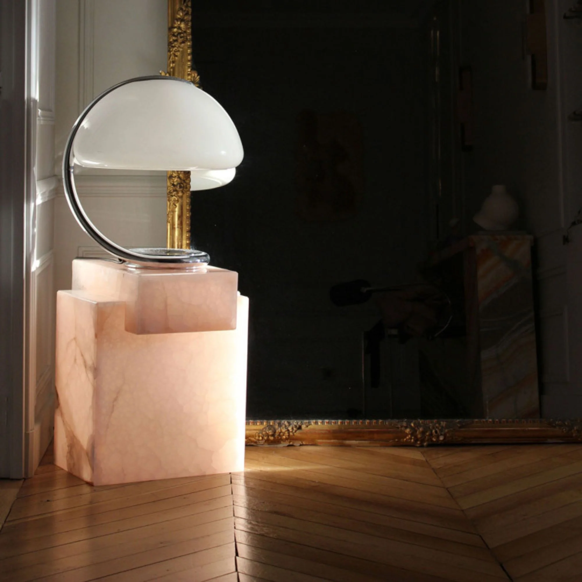 Gaia Pink Onyx Table - Image 3