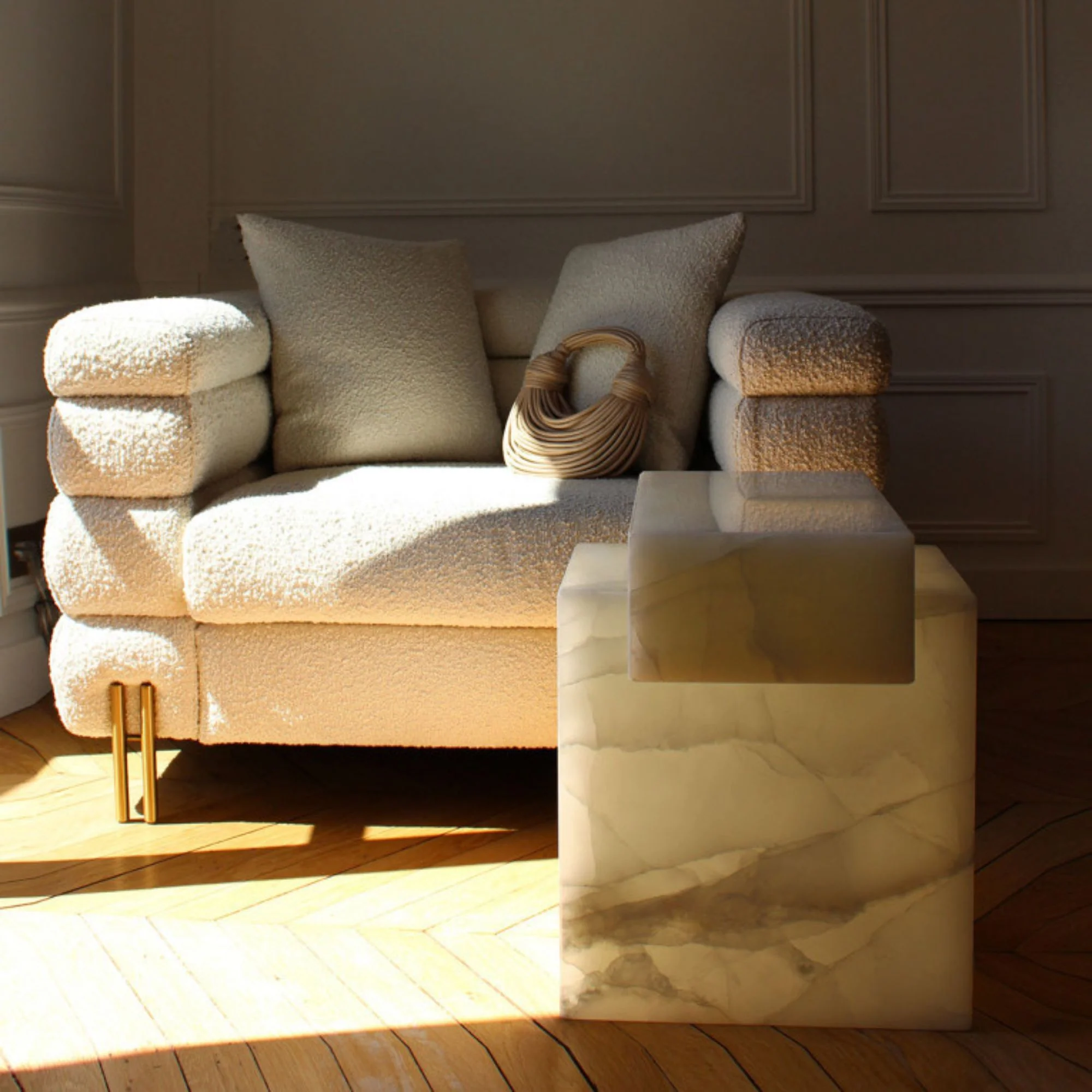 Gaia White Onyx Table - Image 3