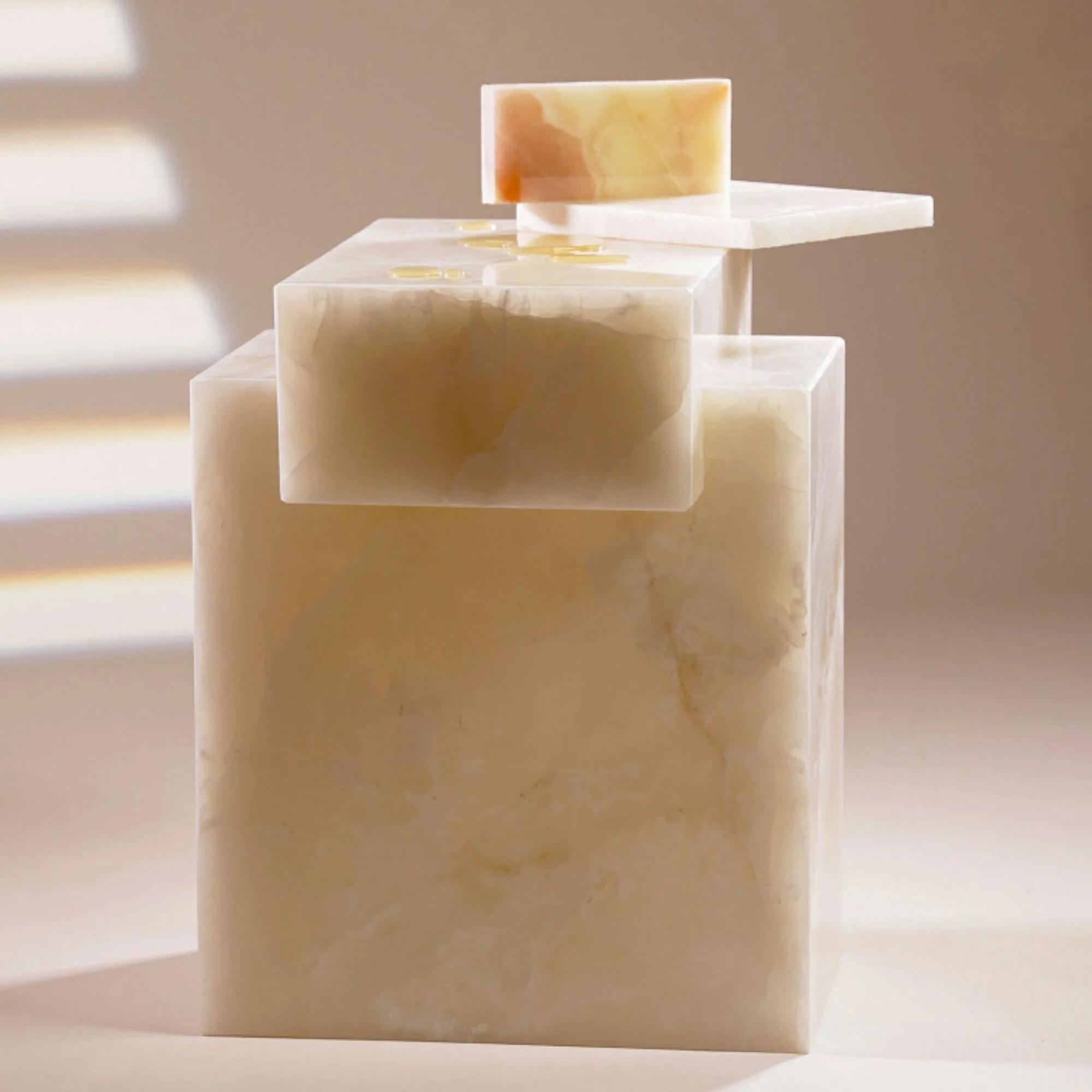 Gaia White Onyx Table - Image 5