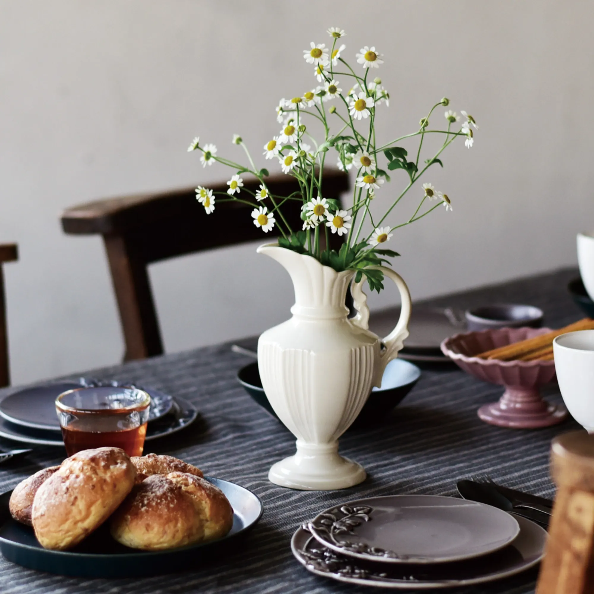 Gracieux Pitcher - Image 2