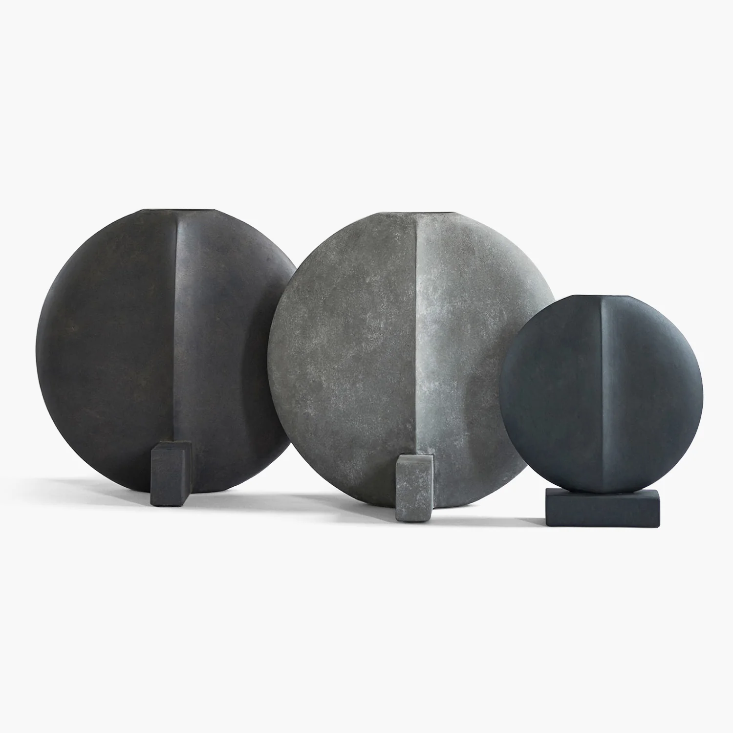 Guggenheim - Big - Dark Grey - Image 2