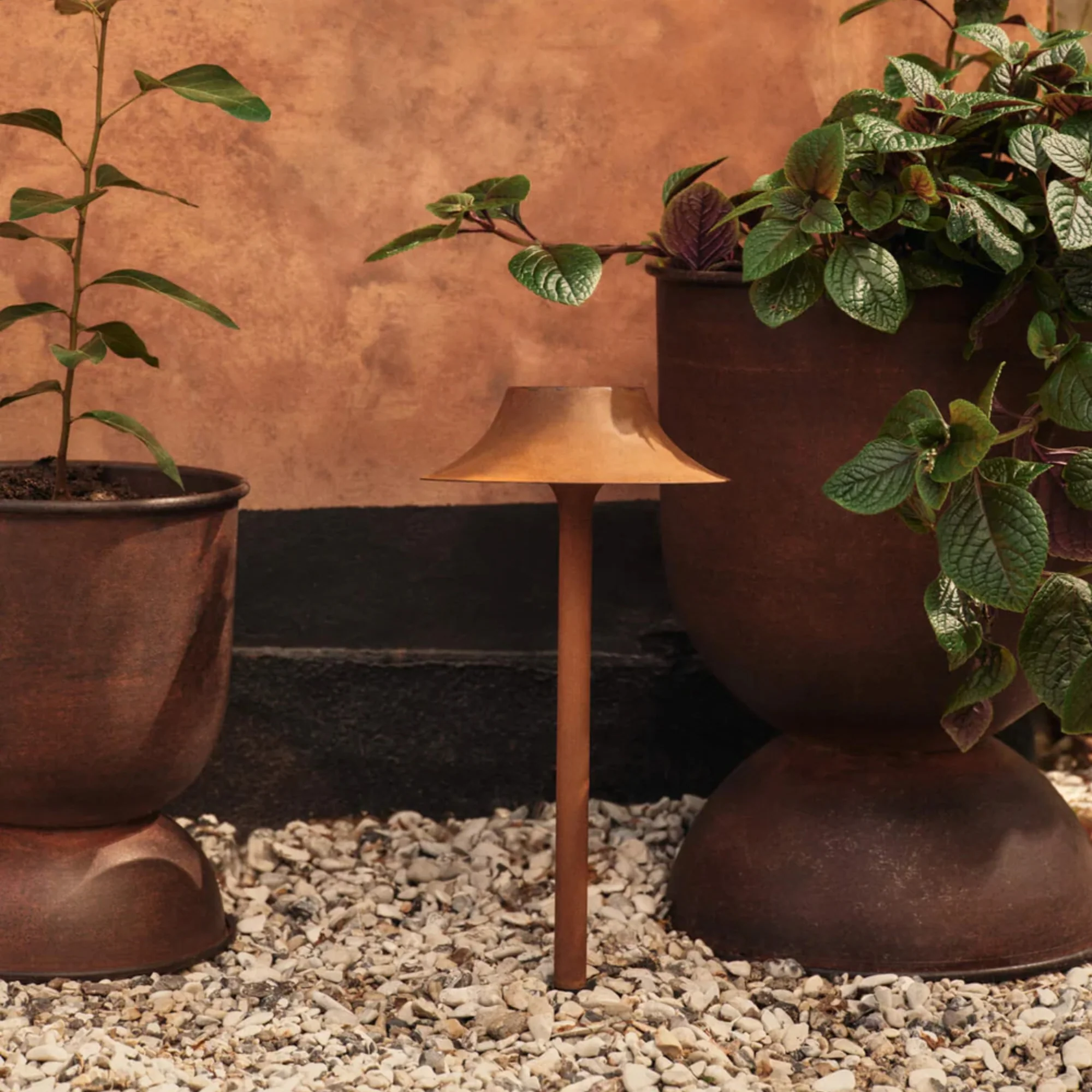 Hourglass Pot - Image 13