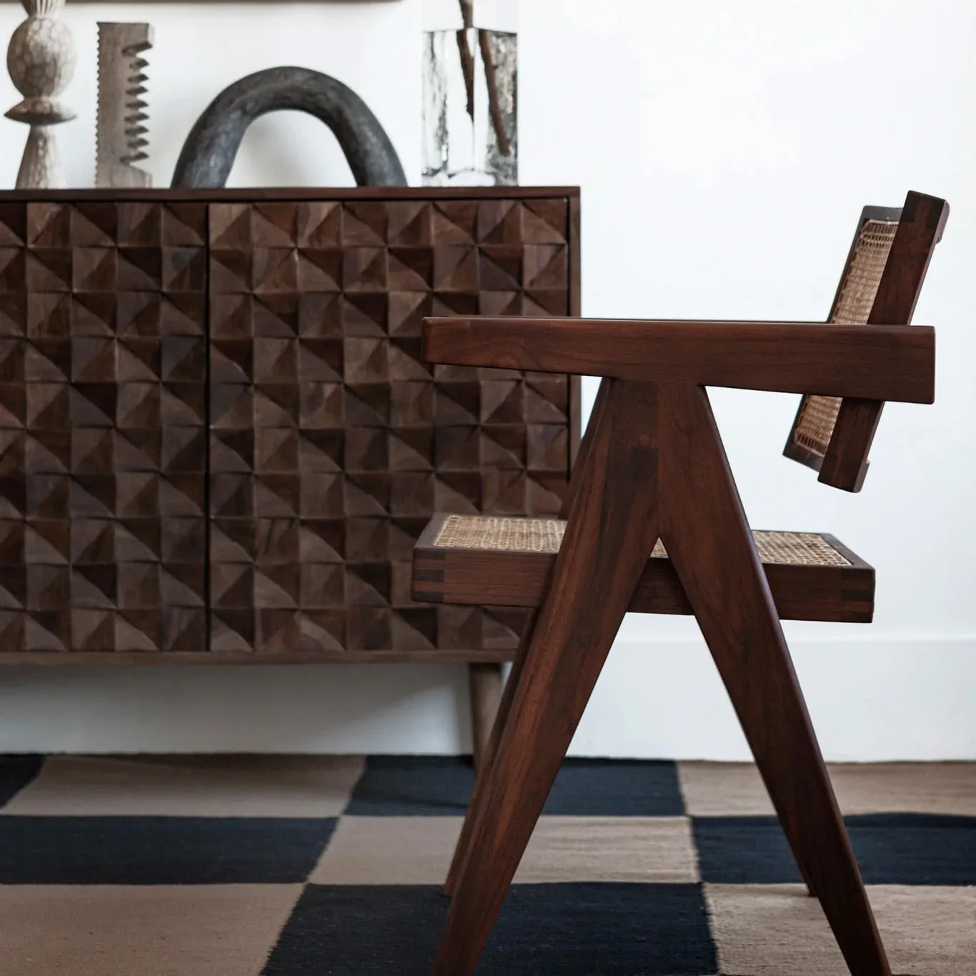 Jeanneret Floating Armchair - Image 27