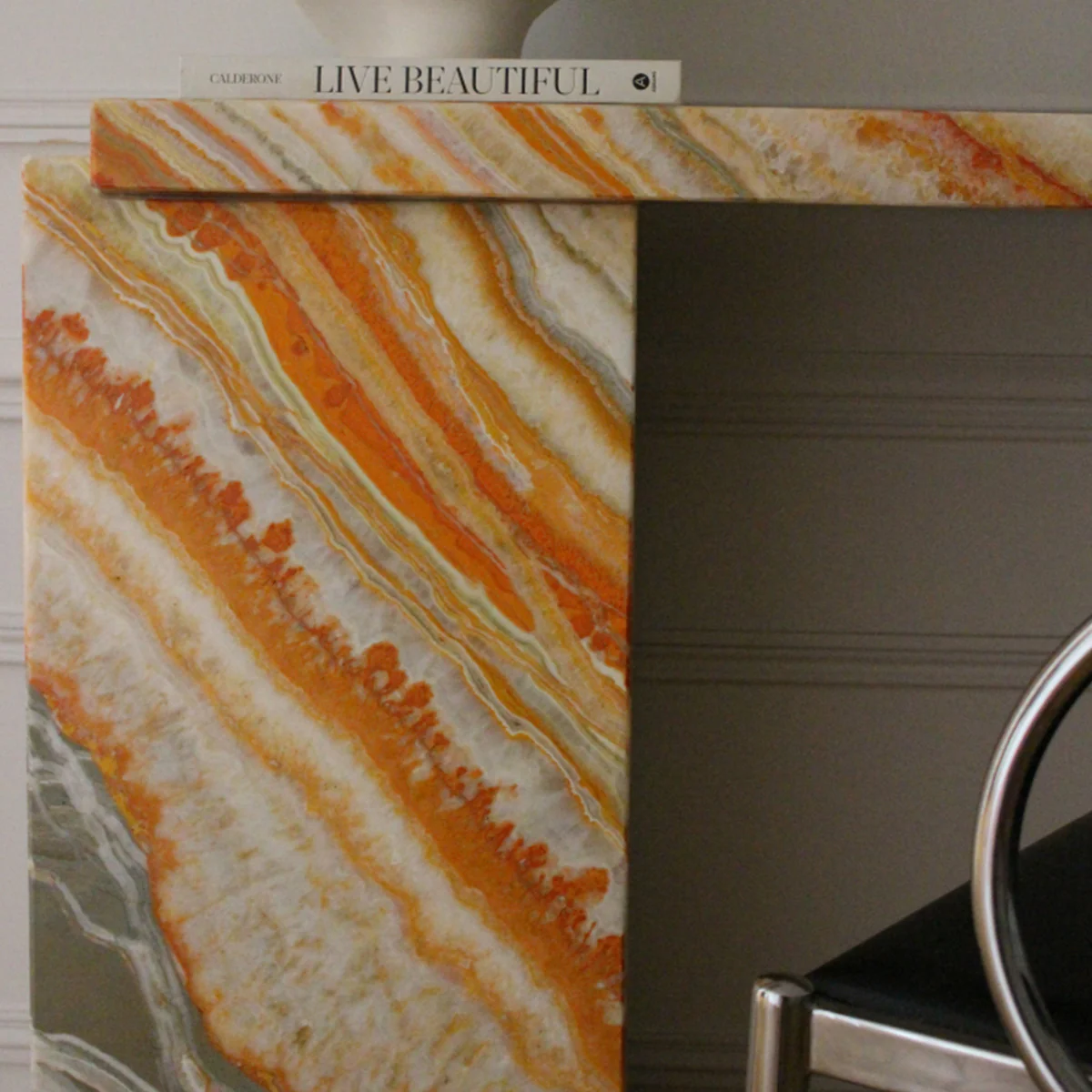 Jill Console Table - Image 4