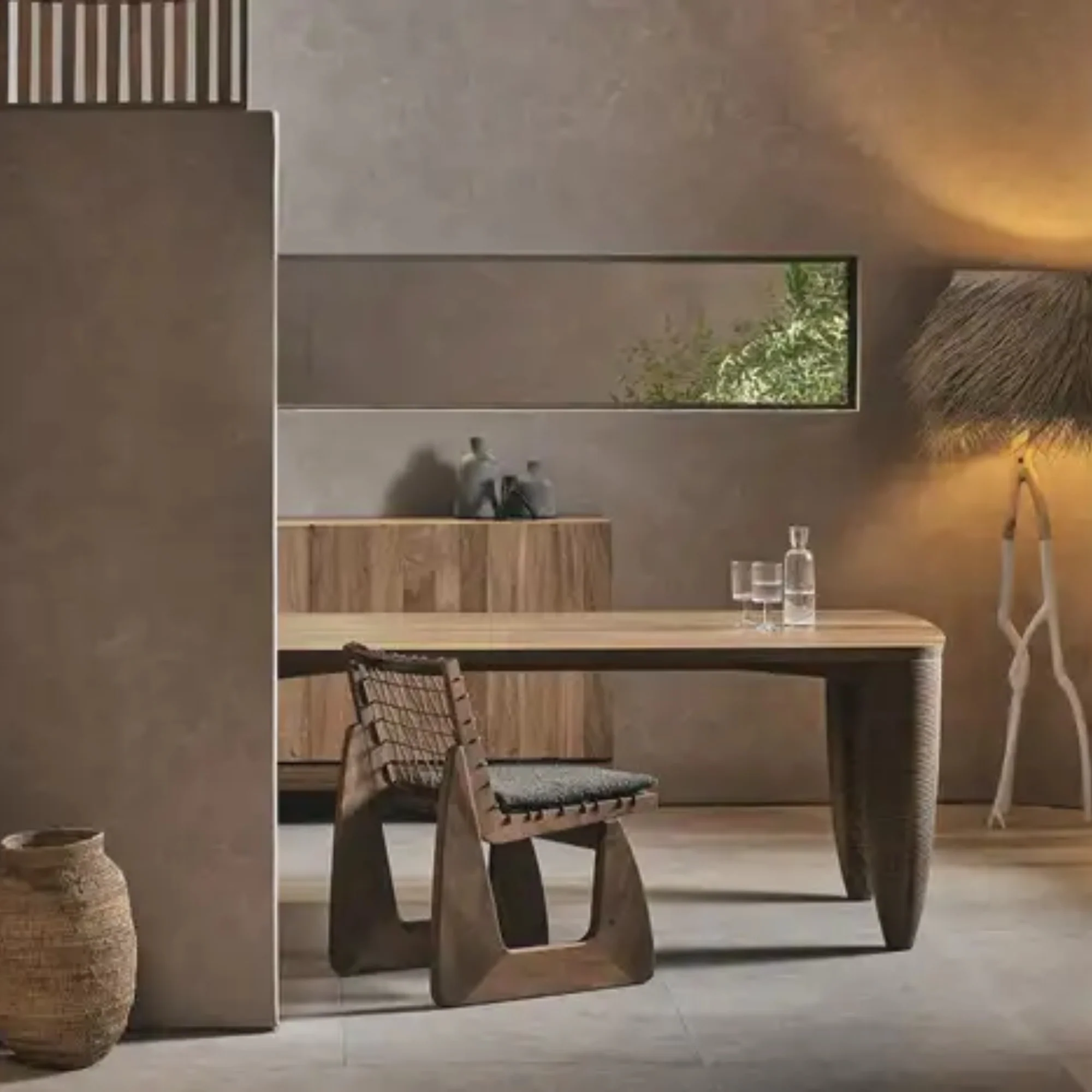 Julia Dining Table - Image 3