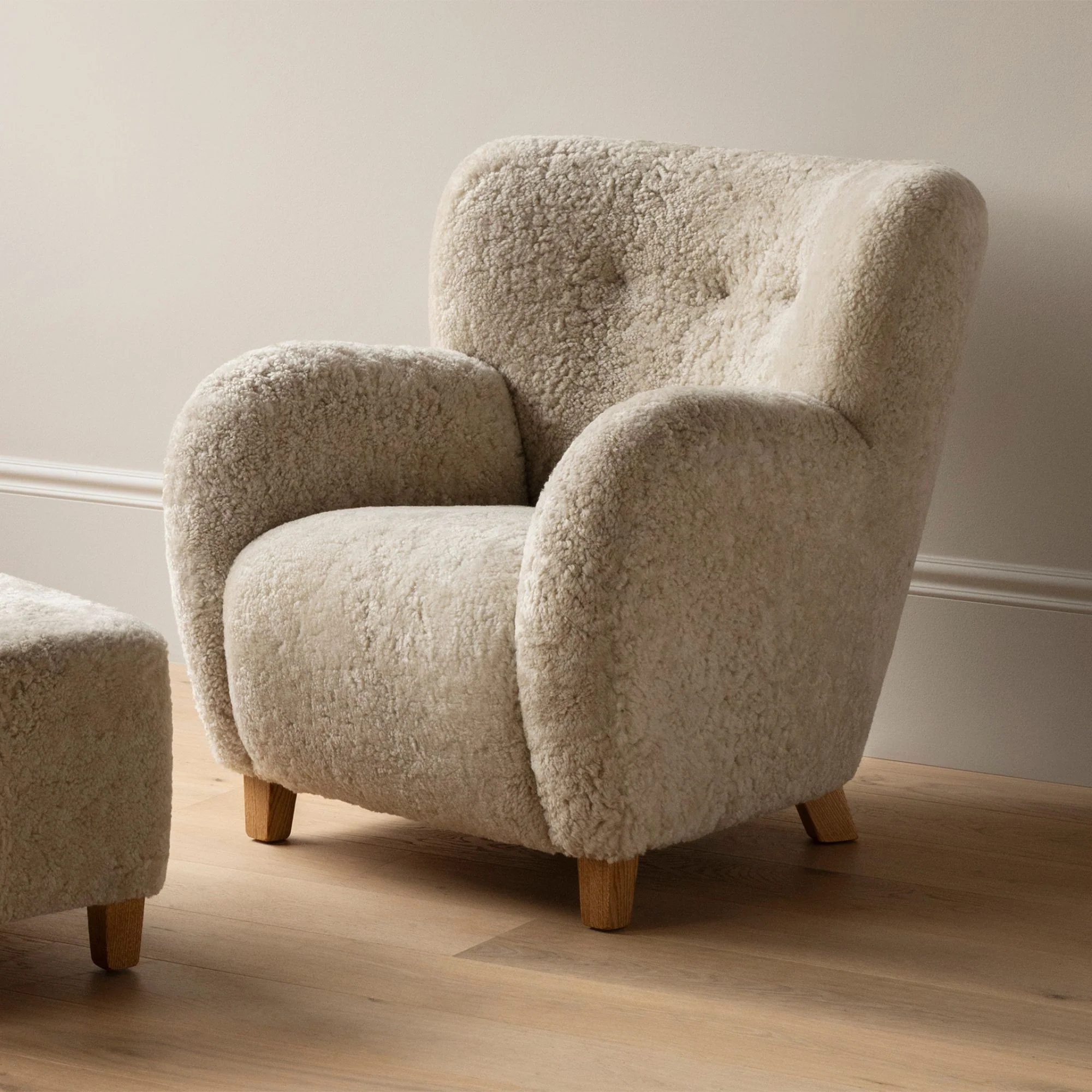 Karu Chair - Sheepskin - Image 14