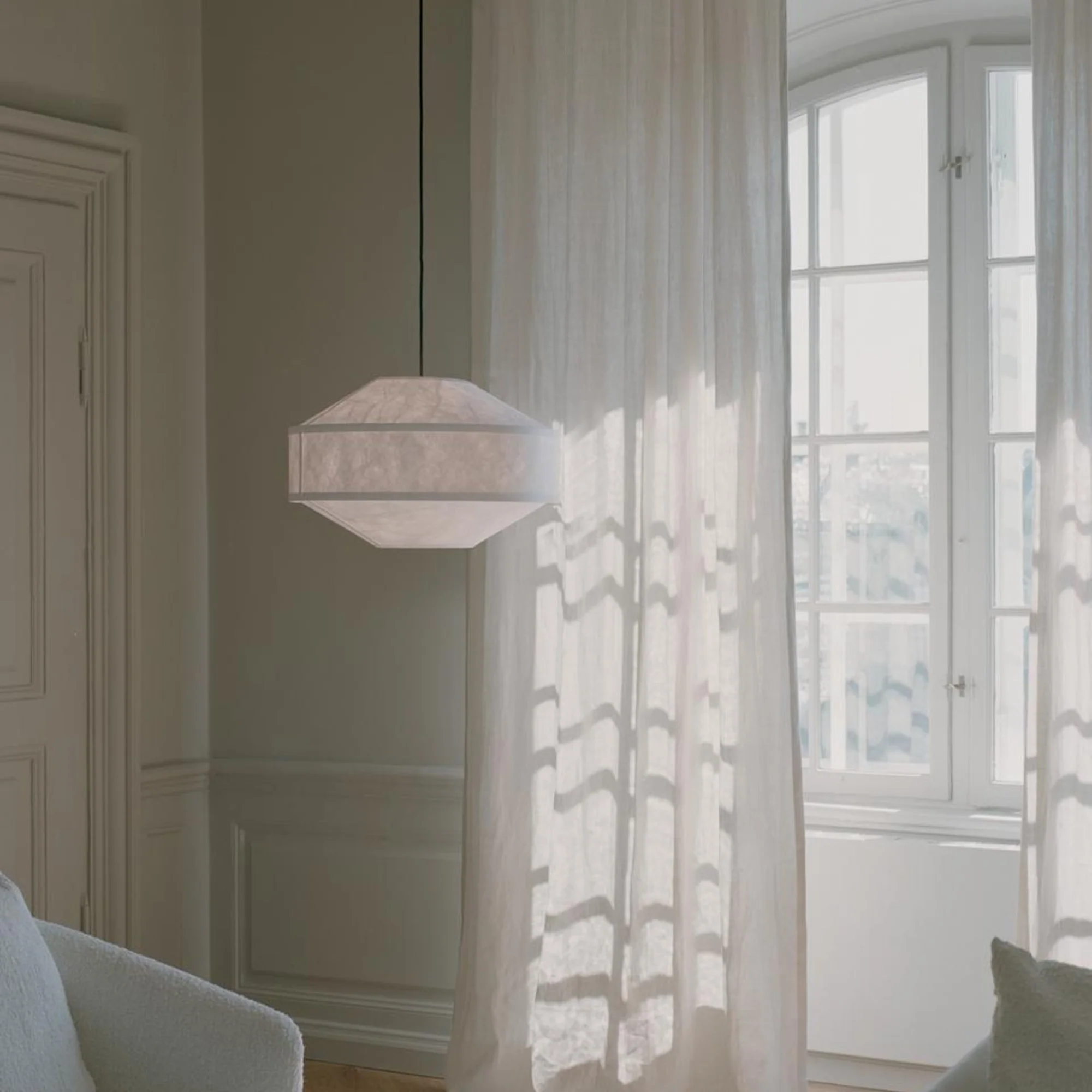 Kite Pendant Lamp - Image 10