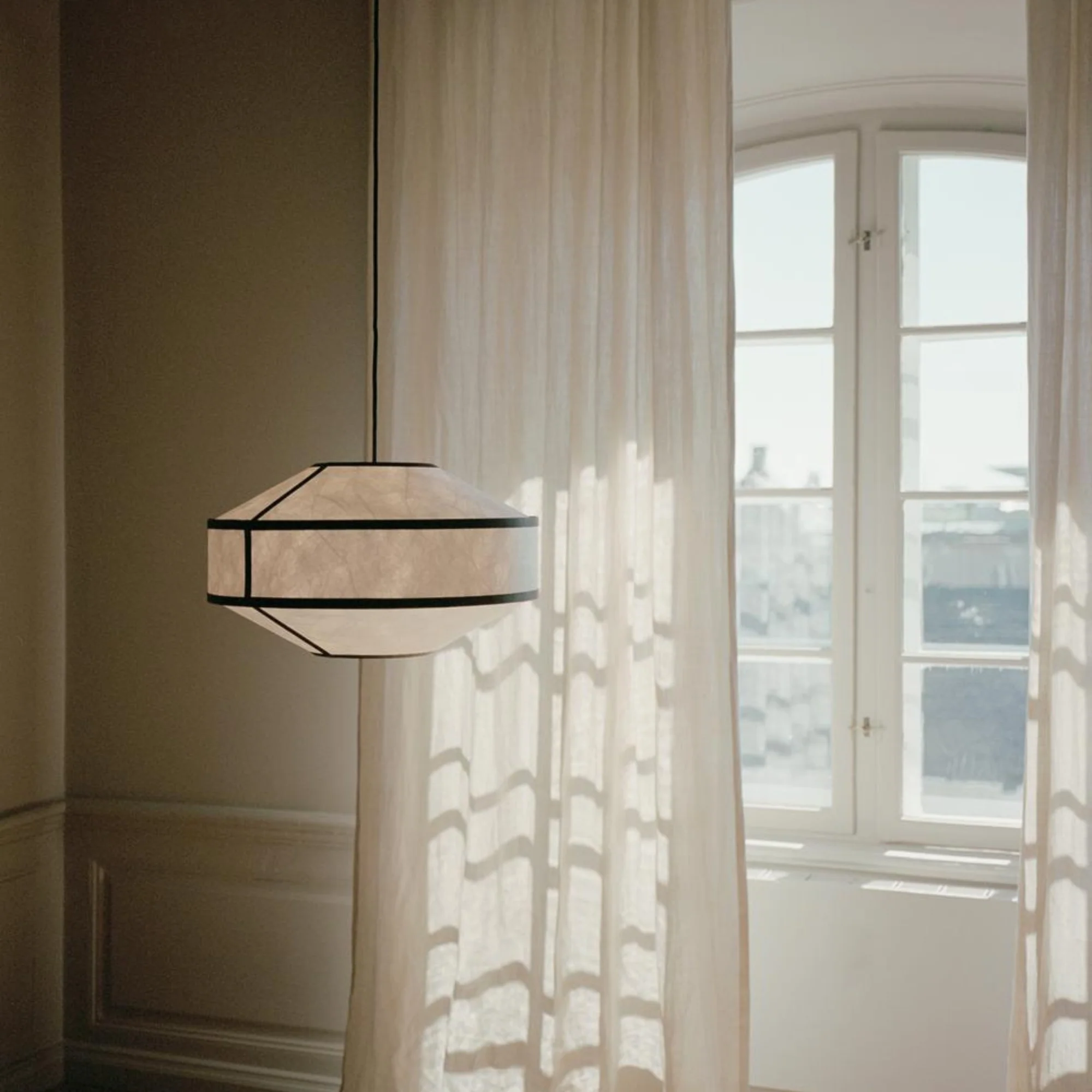 Kite Pendant Lamp - Image 7