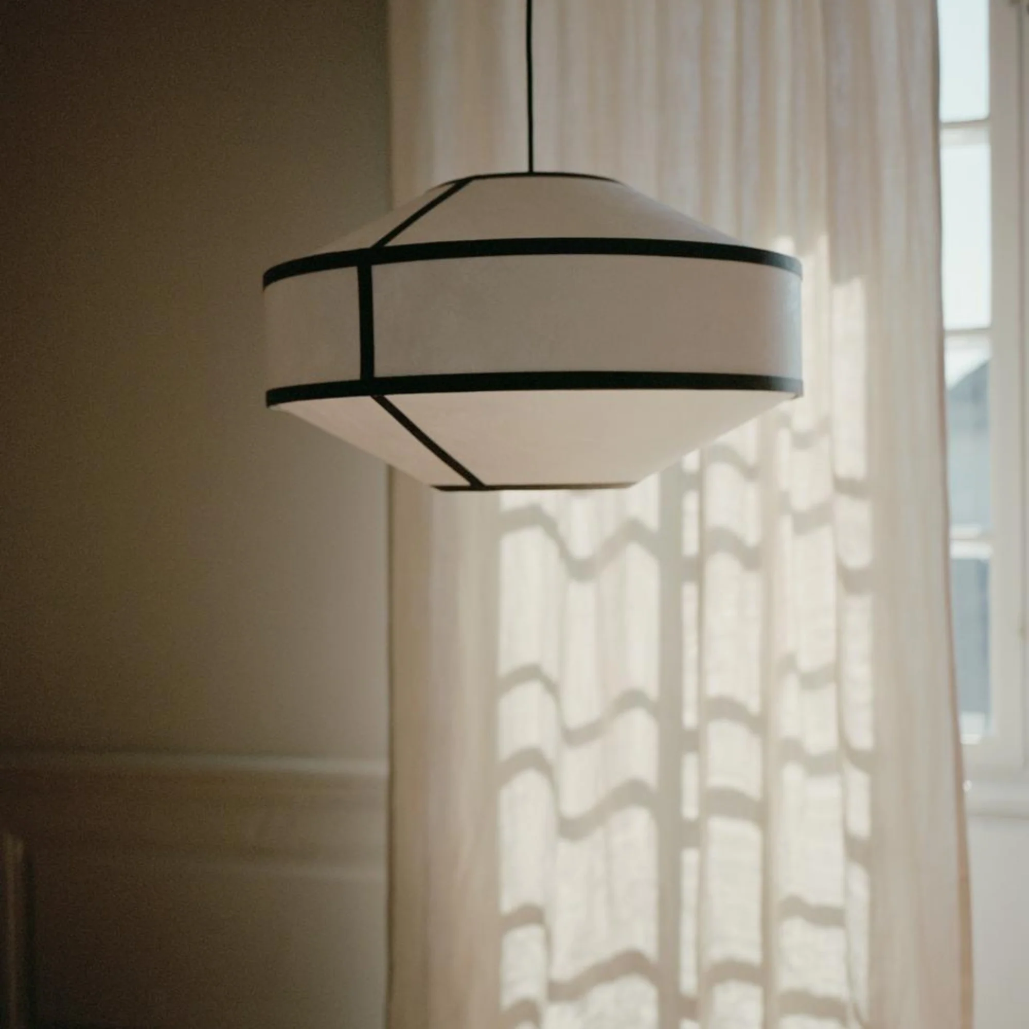 Kite Pendant Lamp - Image 9