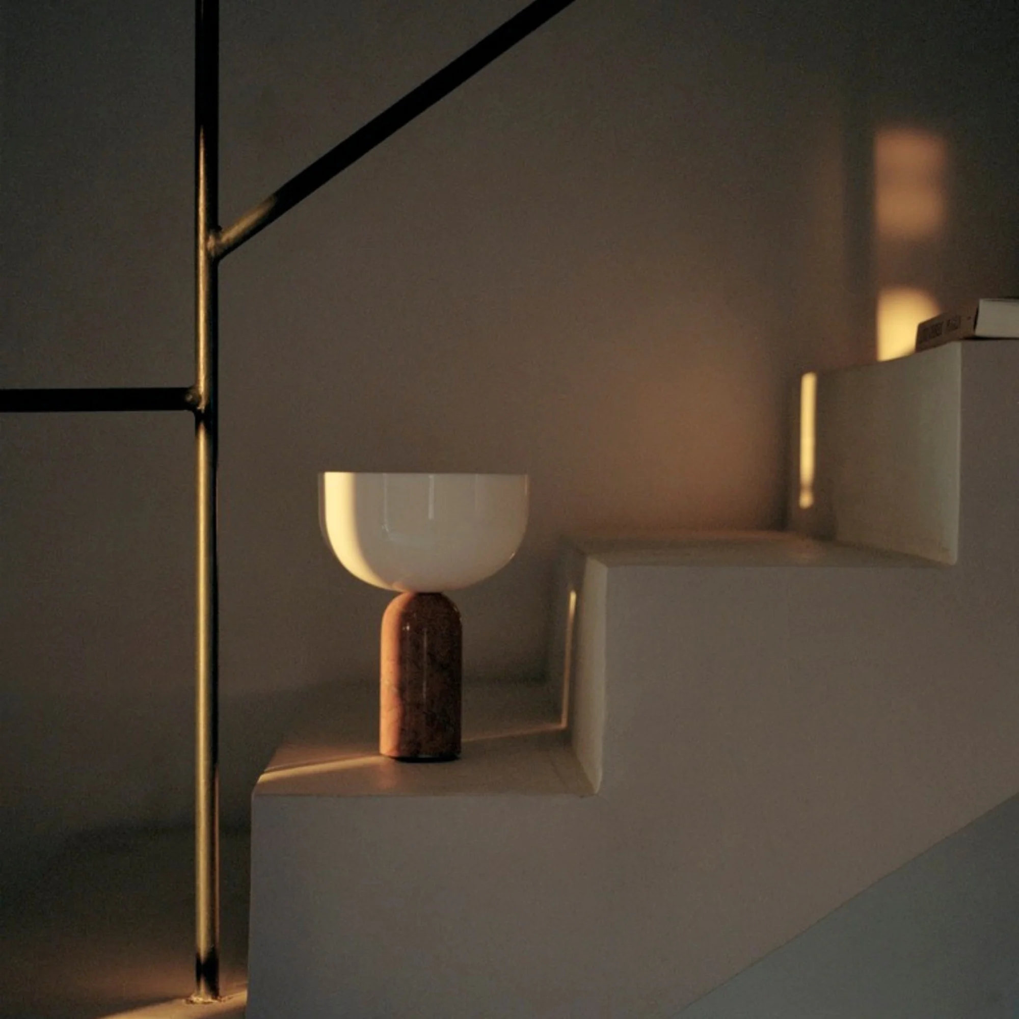 Kizu Portable Table Lamp - Image 15