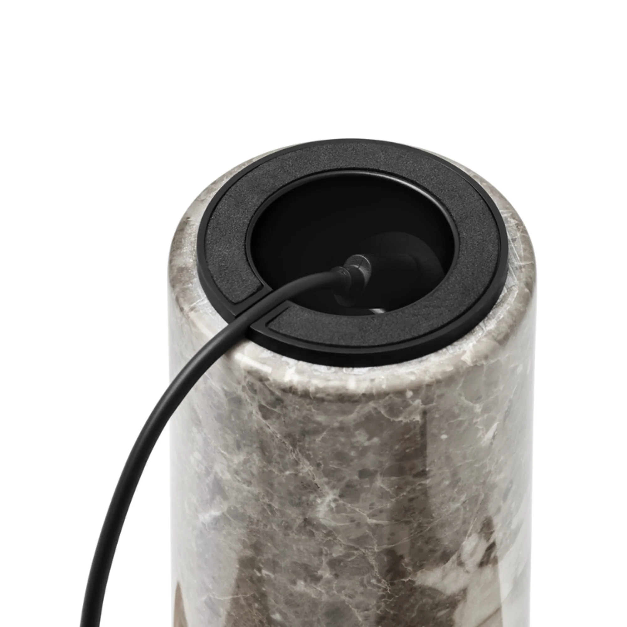 Kizu Portable Table Lamp - Image 24
