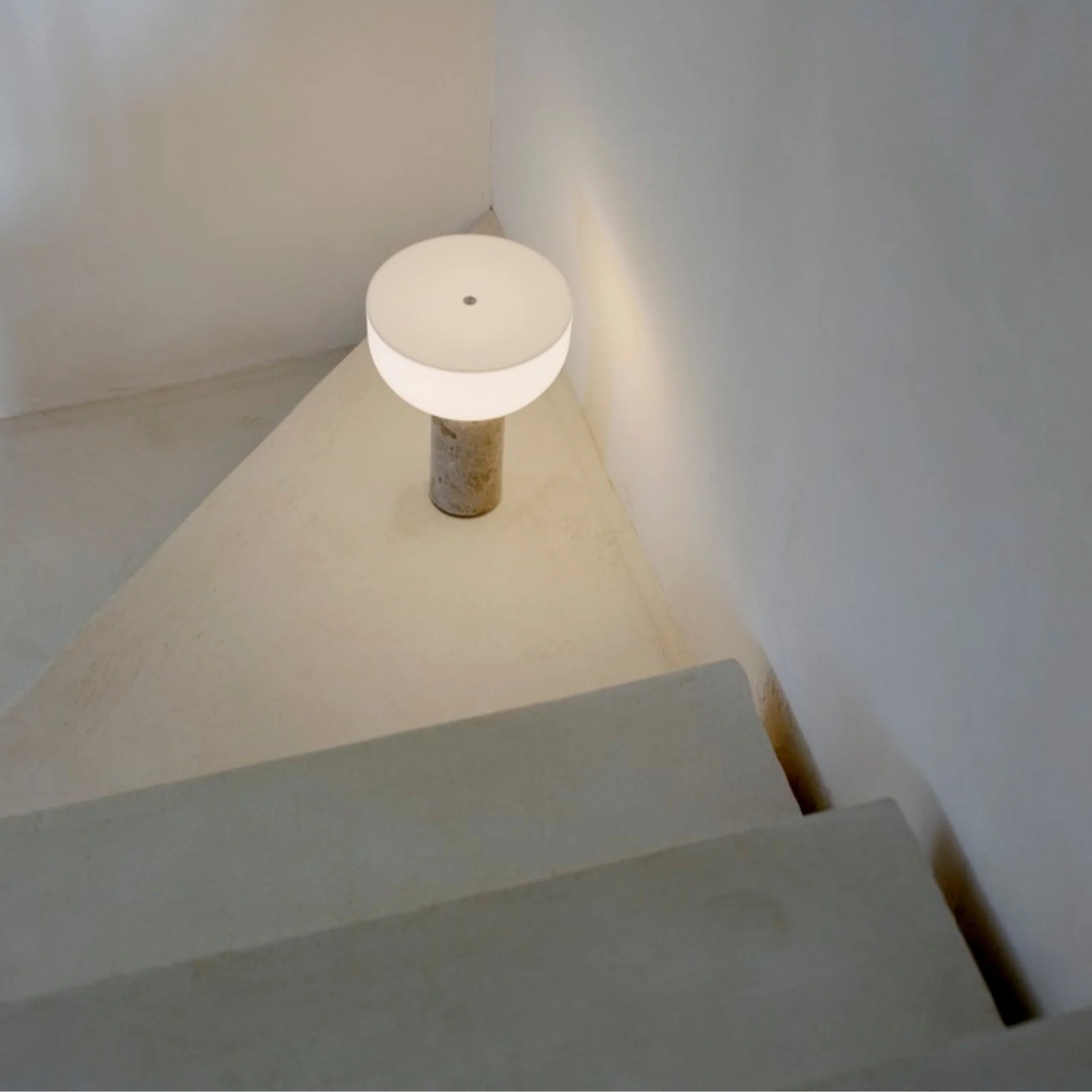 Kizu Portable Table Lamp - Image 26