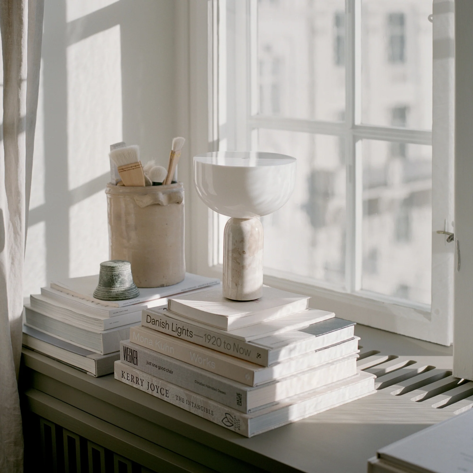 Kizu Portable Table Lamp - Image 30