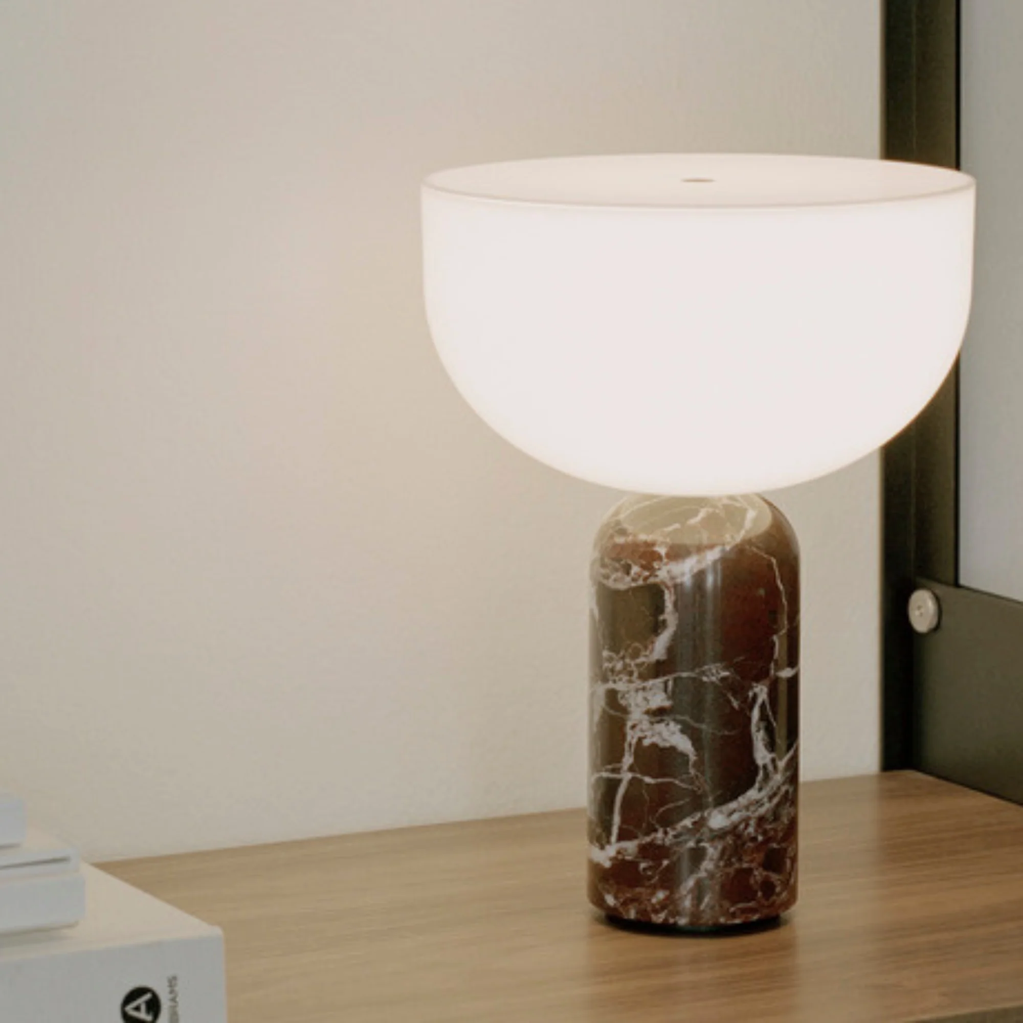 Kizu Portable Table Lamp - Image 32