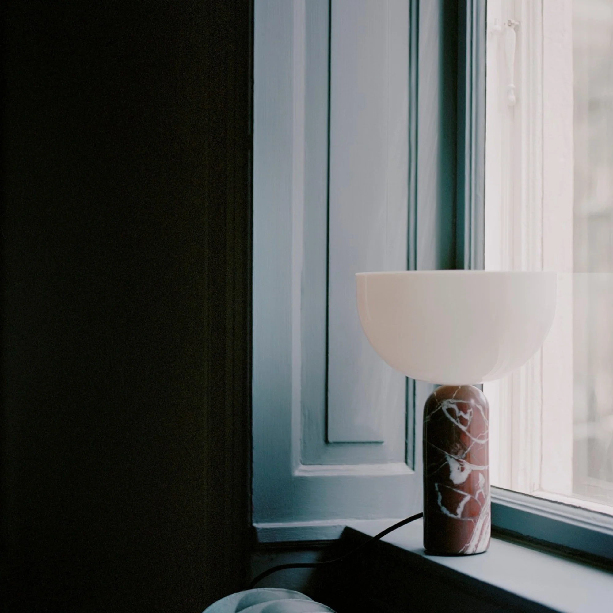 Kizu Table Lamp - Image 12
