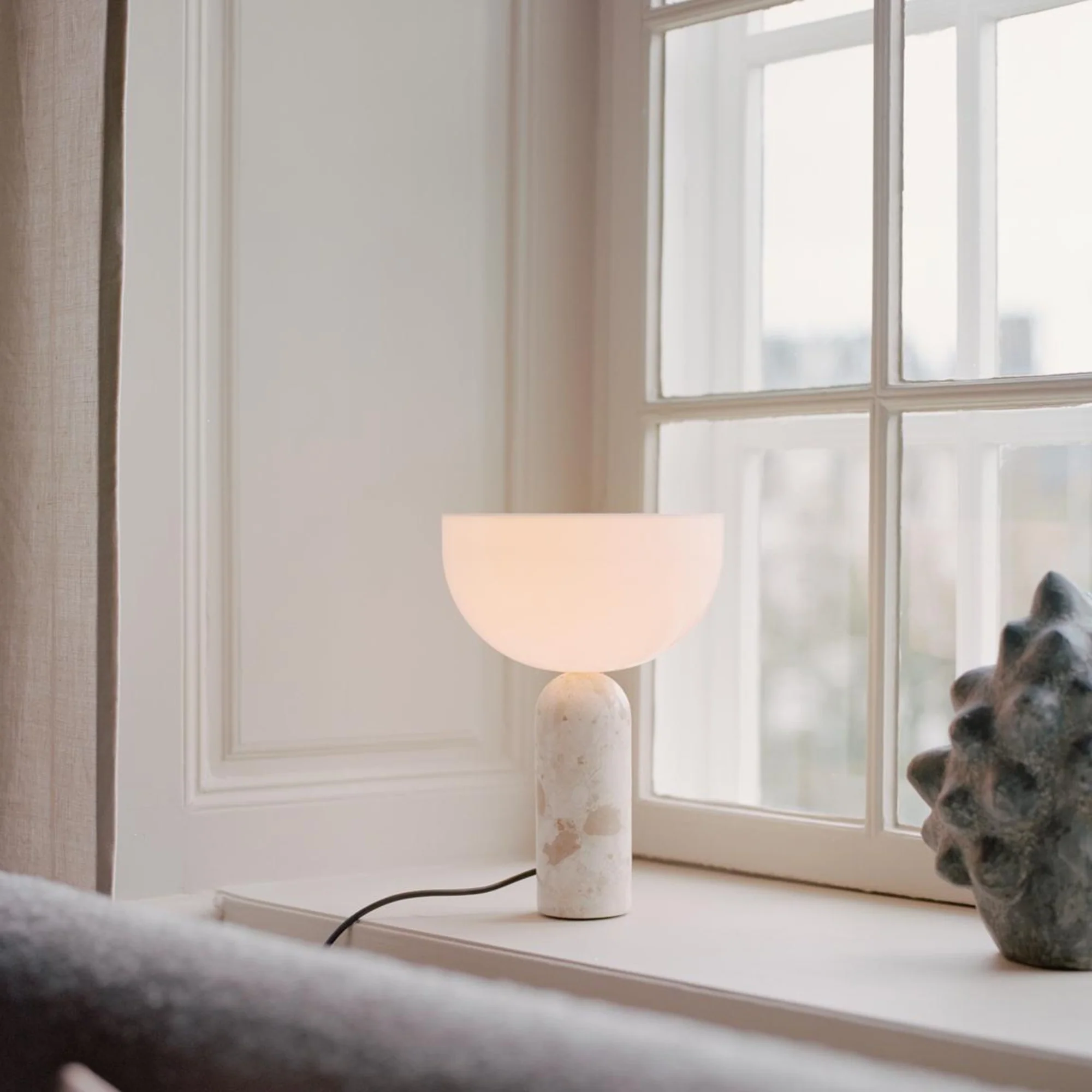 Kizu Table Lamp - Image 3