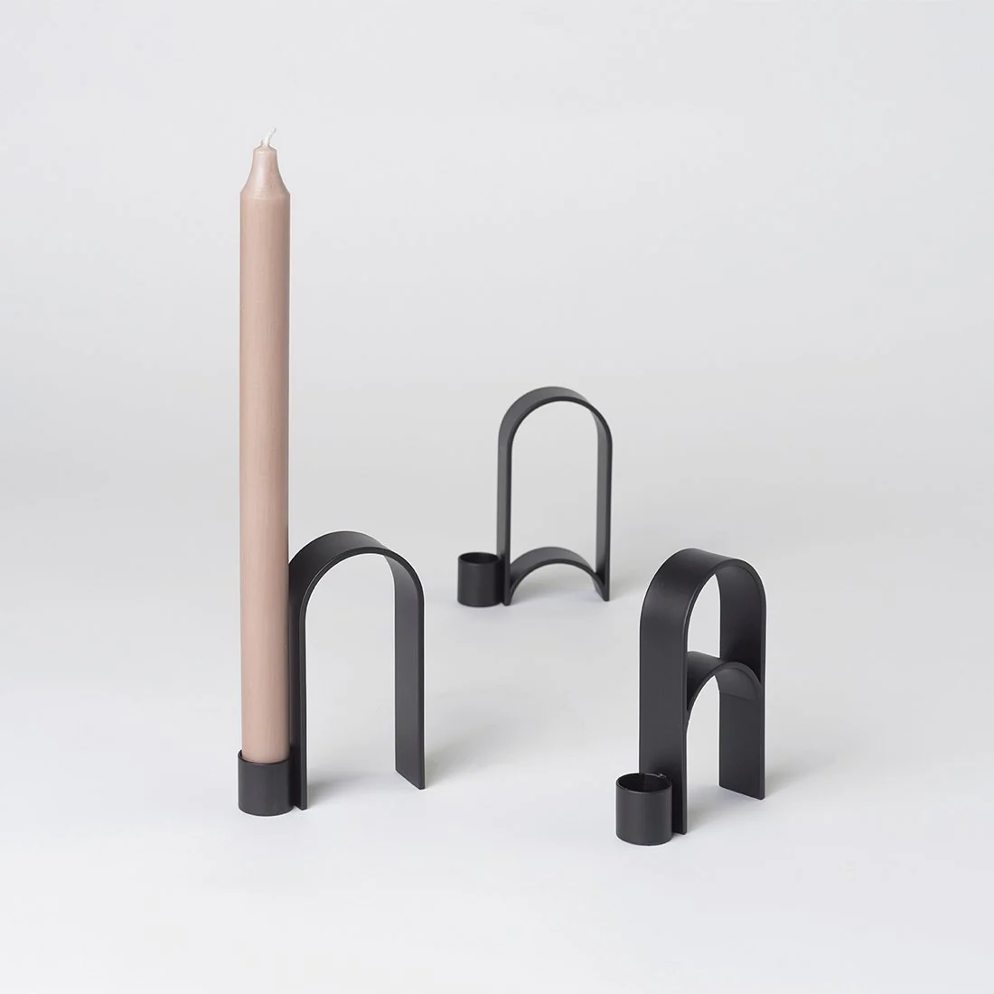 Kristina Dam Studio Arch Candleholder Vol. 3, Black - Image 3